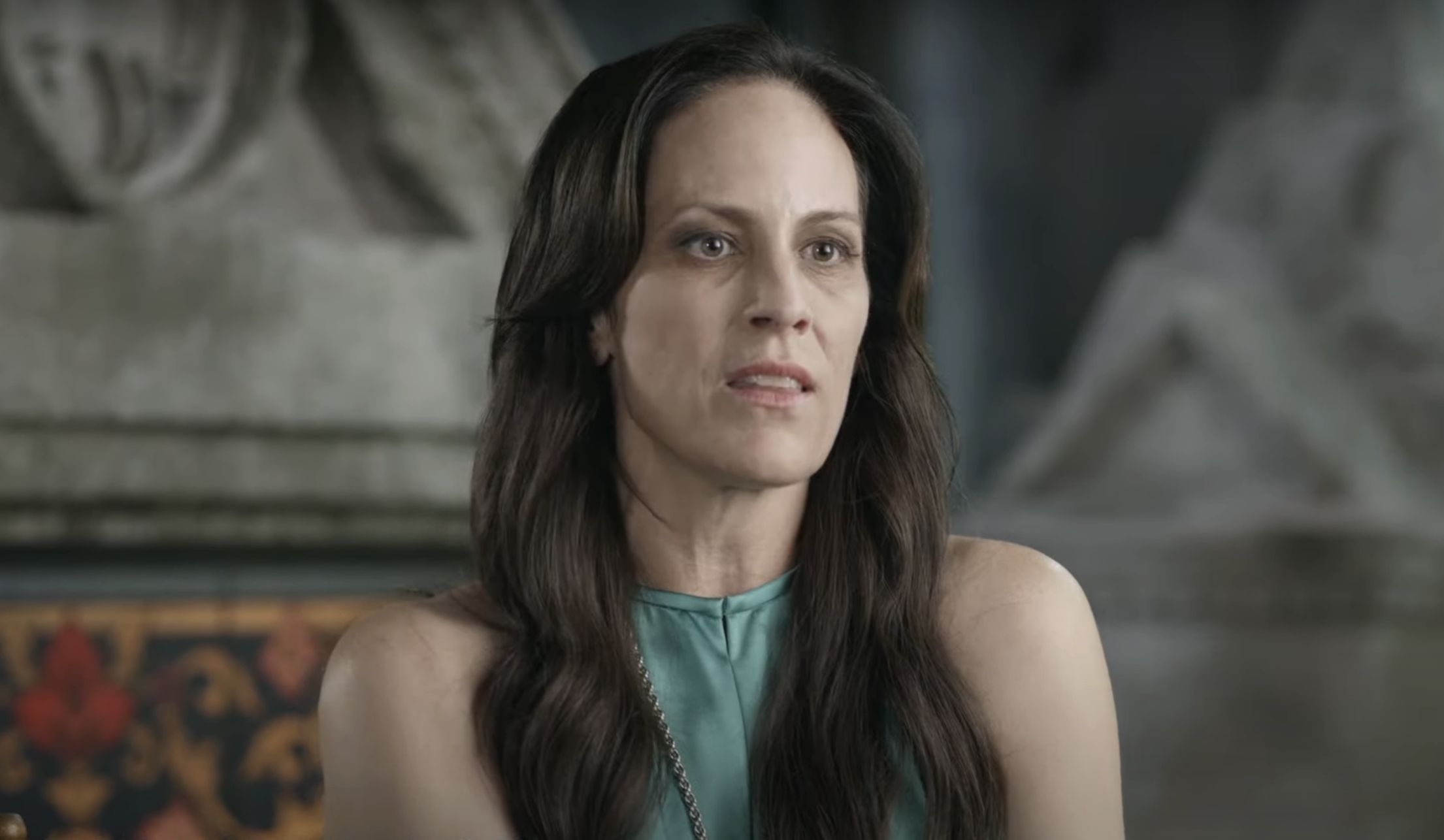 Deirdre Mayfair in Mayfair Witches is played by Annabeth Gish (Image via AMC+)