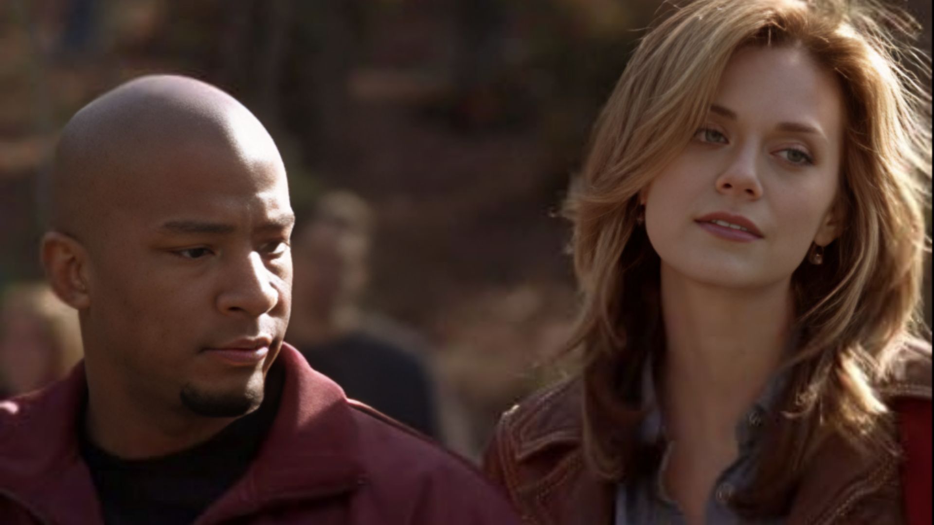 Antwon Tanner and Hilarie Burton Morgan in a still from the One Tree Hill (Image via The WB/The CW)