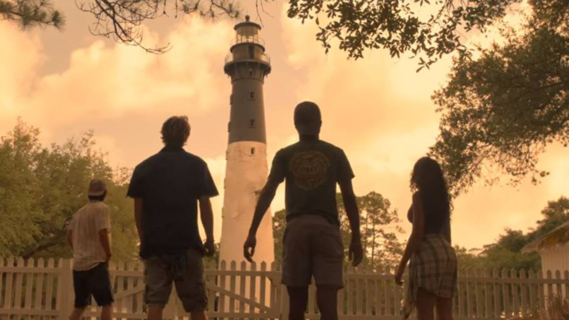 Redfield Lighthouse and The Boneyard in Outer Banks | Image Source: Netflix