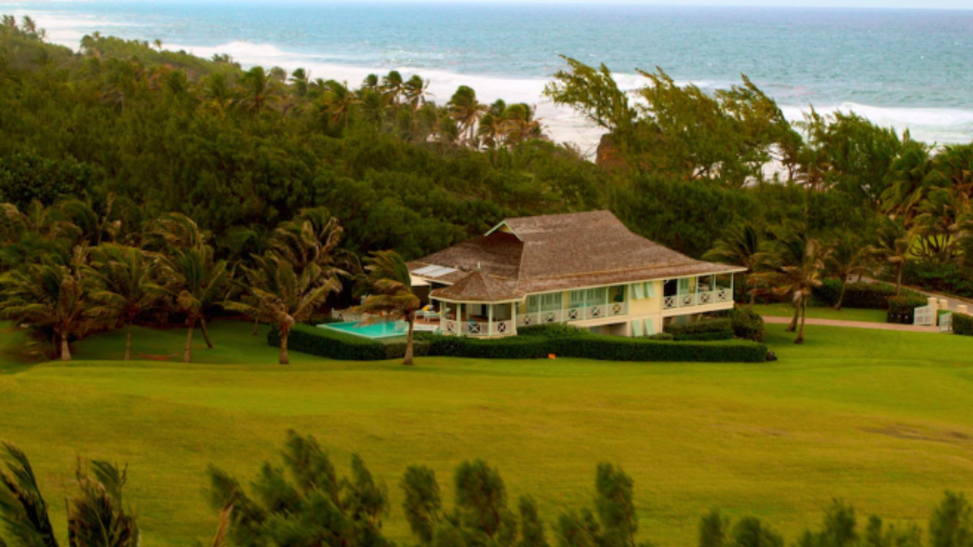 The Camerons estate in Guadalupe from Outer Banks | Image Source: Netflix