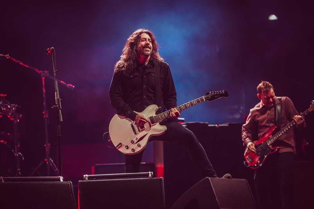 Dave Grohl at a Foo Fighters performance (Image via X/@foofighters)