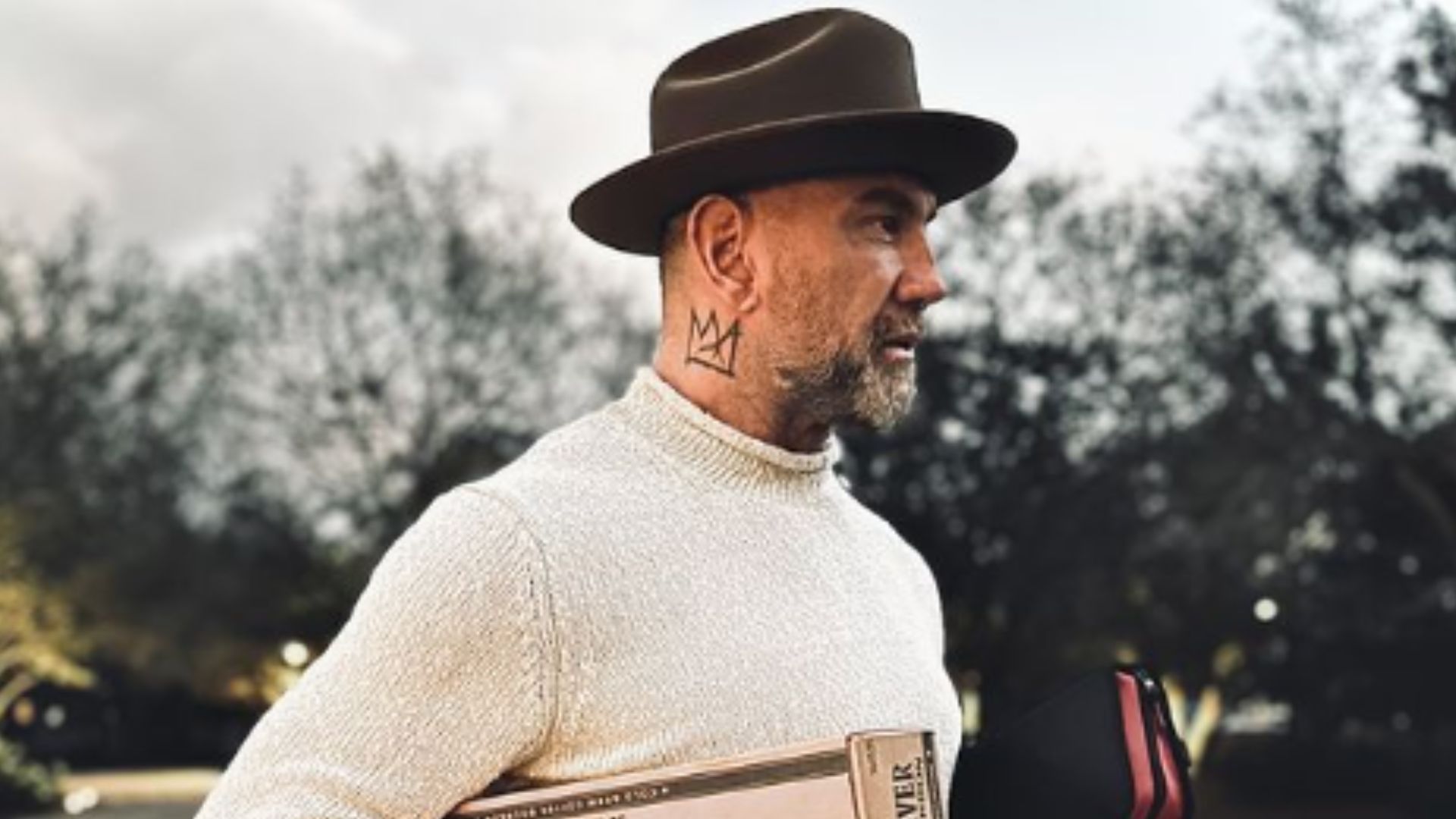 Netizens taken aback at Dave Bautista&rsquo;s unrecognizable weight loss look (Image via Instagram/@davebautista)