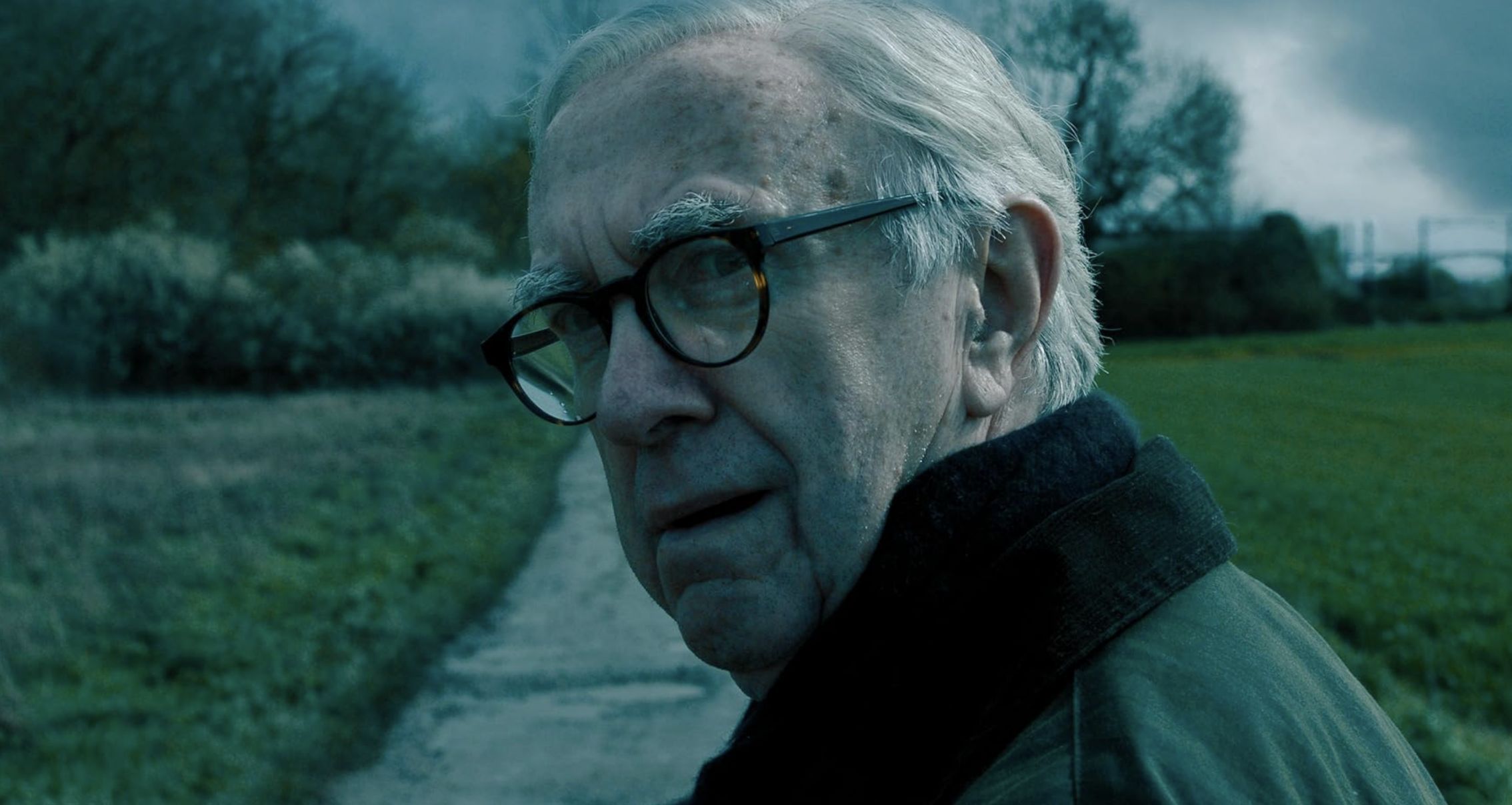 Jonathan Pryce as Cartwright on Slow Horses (Image via Apple TV+)