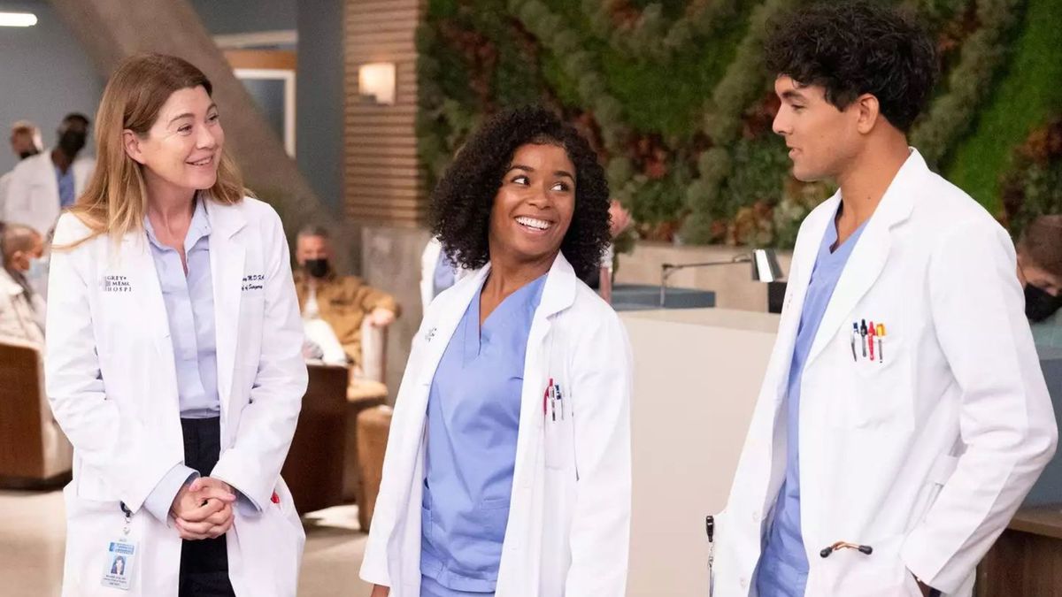 Why did Grey's Anatomy Season 21 premiere pay tribute to Stephanie