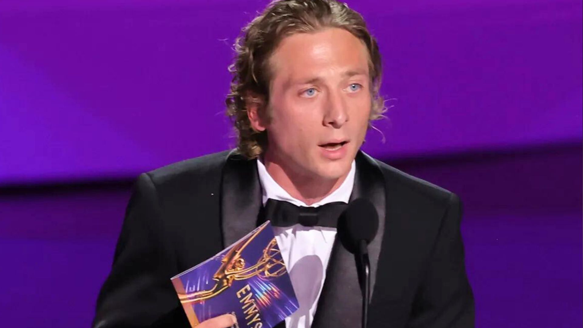 76th Emmy Awards - Outstanding Lead Actor in Comedy Series Jeremy Allen White (Image Source - Television Academy)