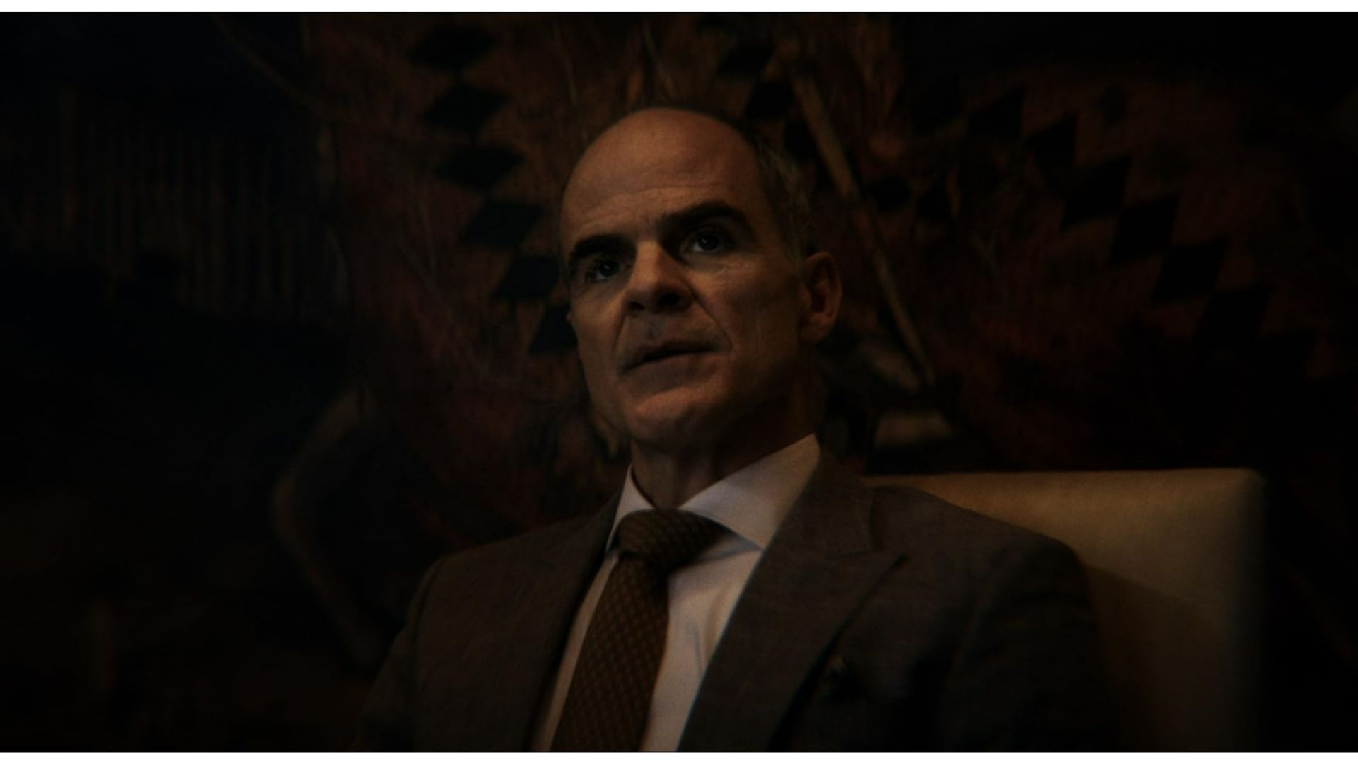 Michael Kelly in The Penguin (Image via HBO)