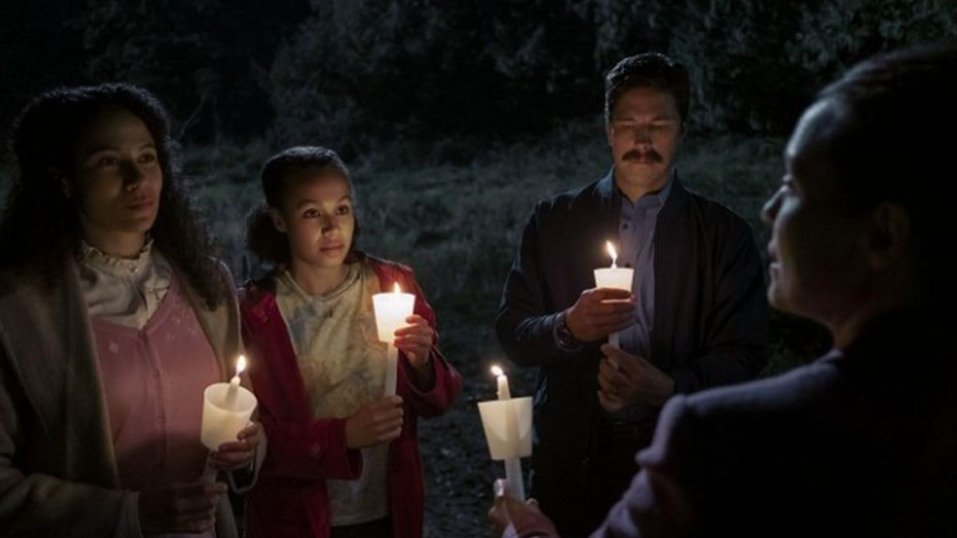 A still from Midnight Mass (Image via Netflix)