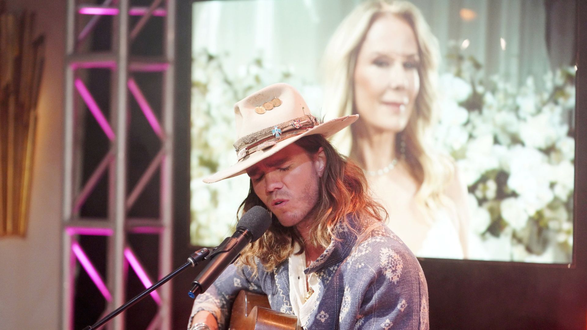  J&ouml;kull J&uacute;liusson from the Icelandic band Kaleo performs for Brooke