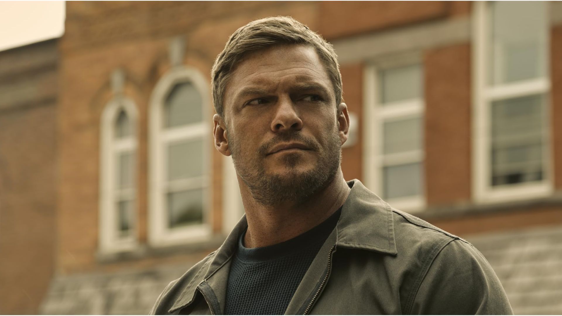 Alan Ritchson in Reacher (Image via Prime Video)