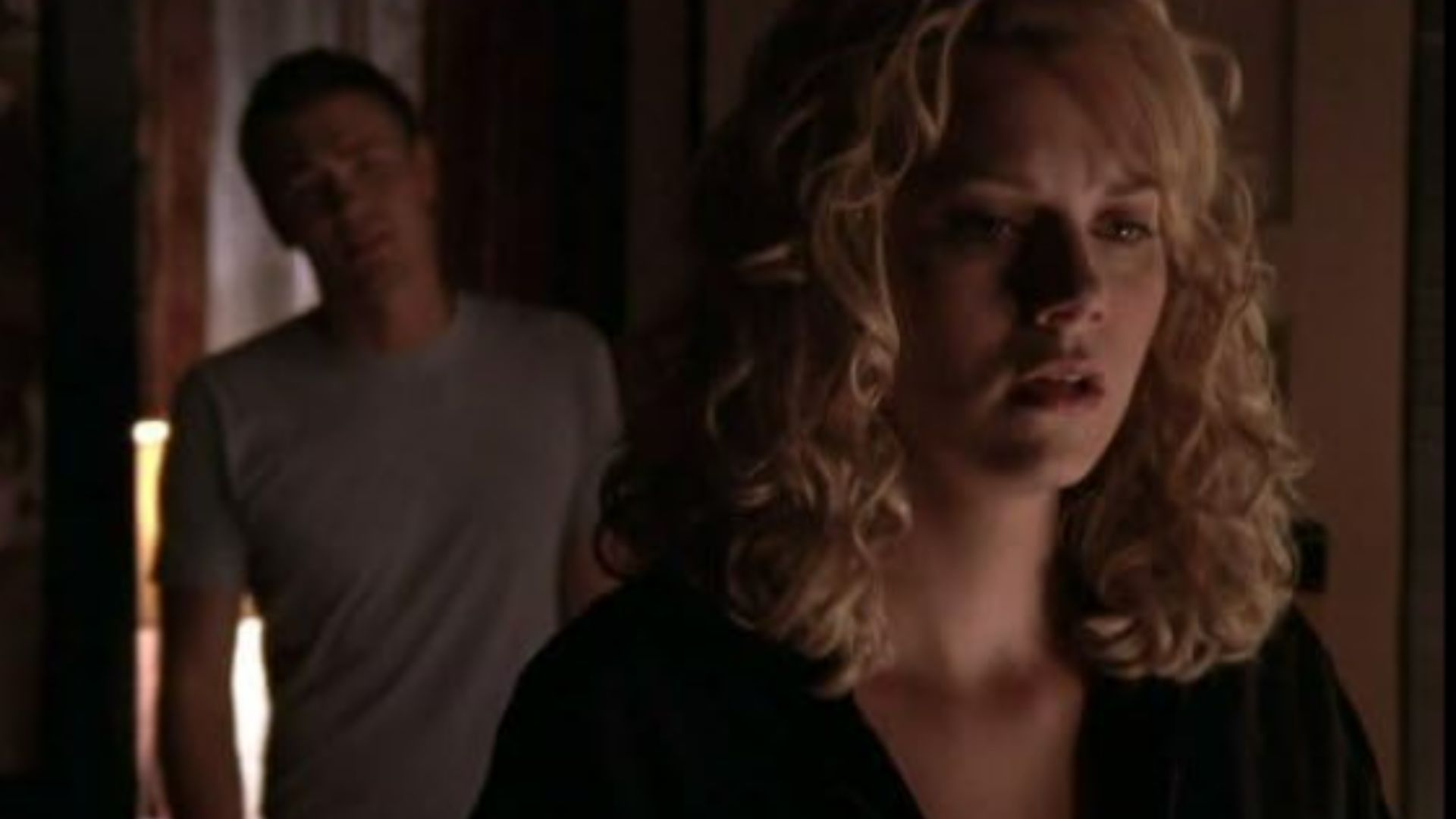 Chad Michael Murray and Hilarie Burton Morgan in One Tree Hill (Image via Hulu, The WB)