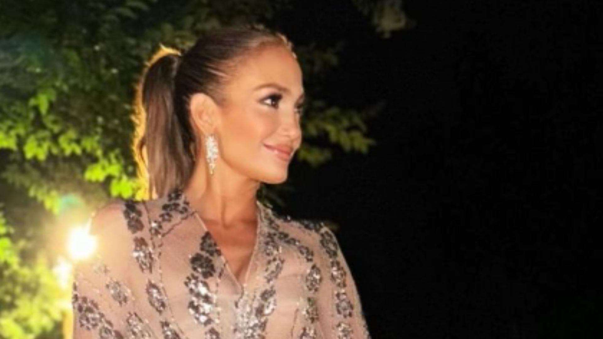 Netizens react to Jennifer Lopez&rsquo;s stunning outfit at TIFF premiere of &lsquo;Unstoppable&rsquo; (Image via Instagram/@jlo)