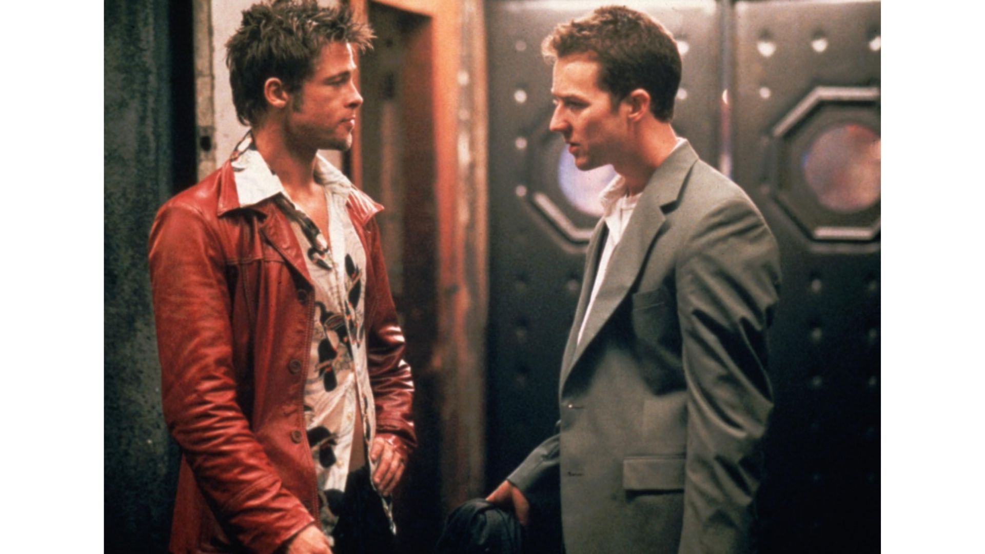 Brad Pitt &amp; Edward Norton in in Fight Club (Image via Prime Video, Fox 2000 Pictures)