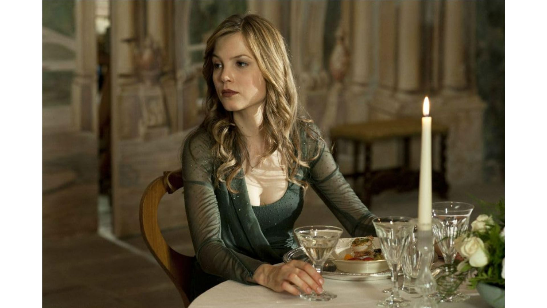 Sylvia Hoeks in The Best Offer (Image via Prime Video, Warner Bros.)