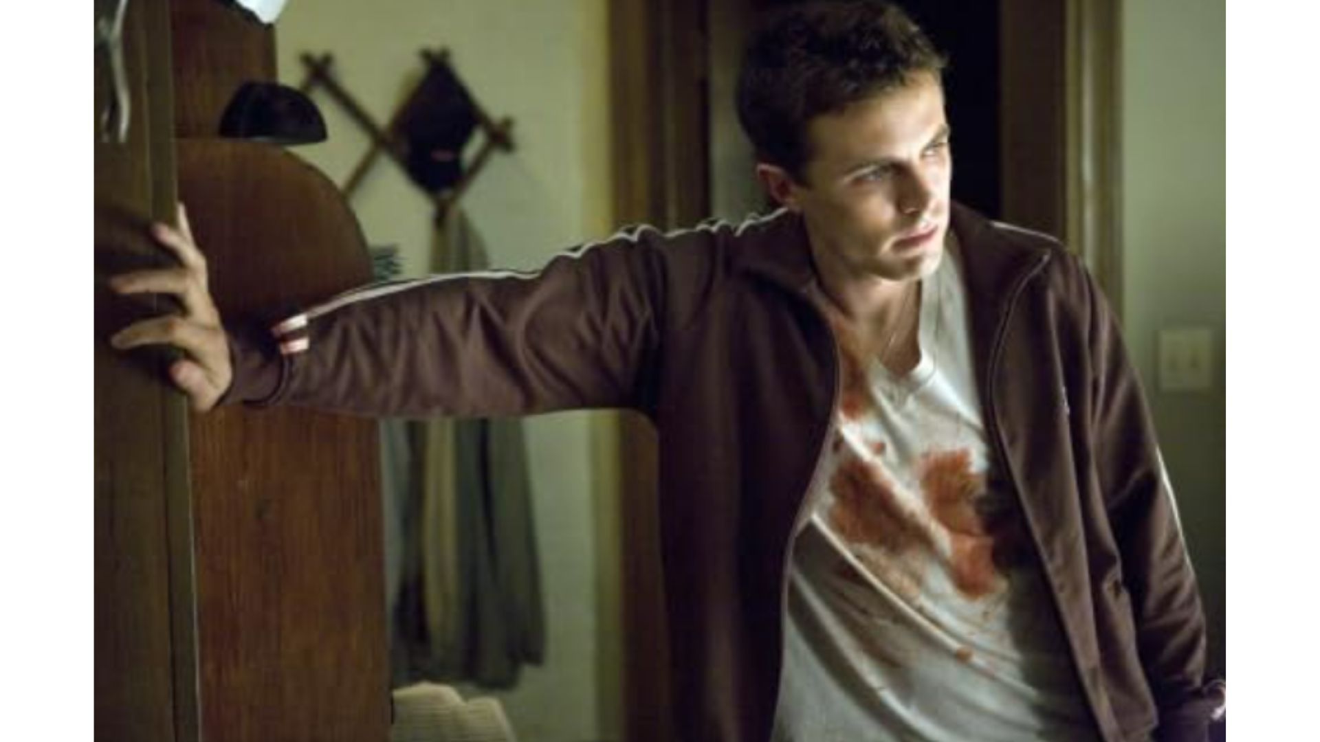 Casey Affleck as Patrick Kenzie in Gone Baby Gone (Image via Hulu, Miramax)