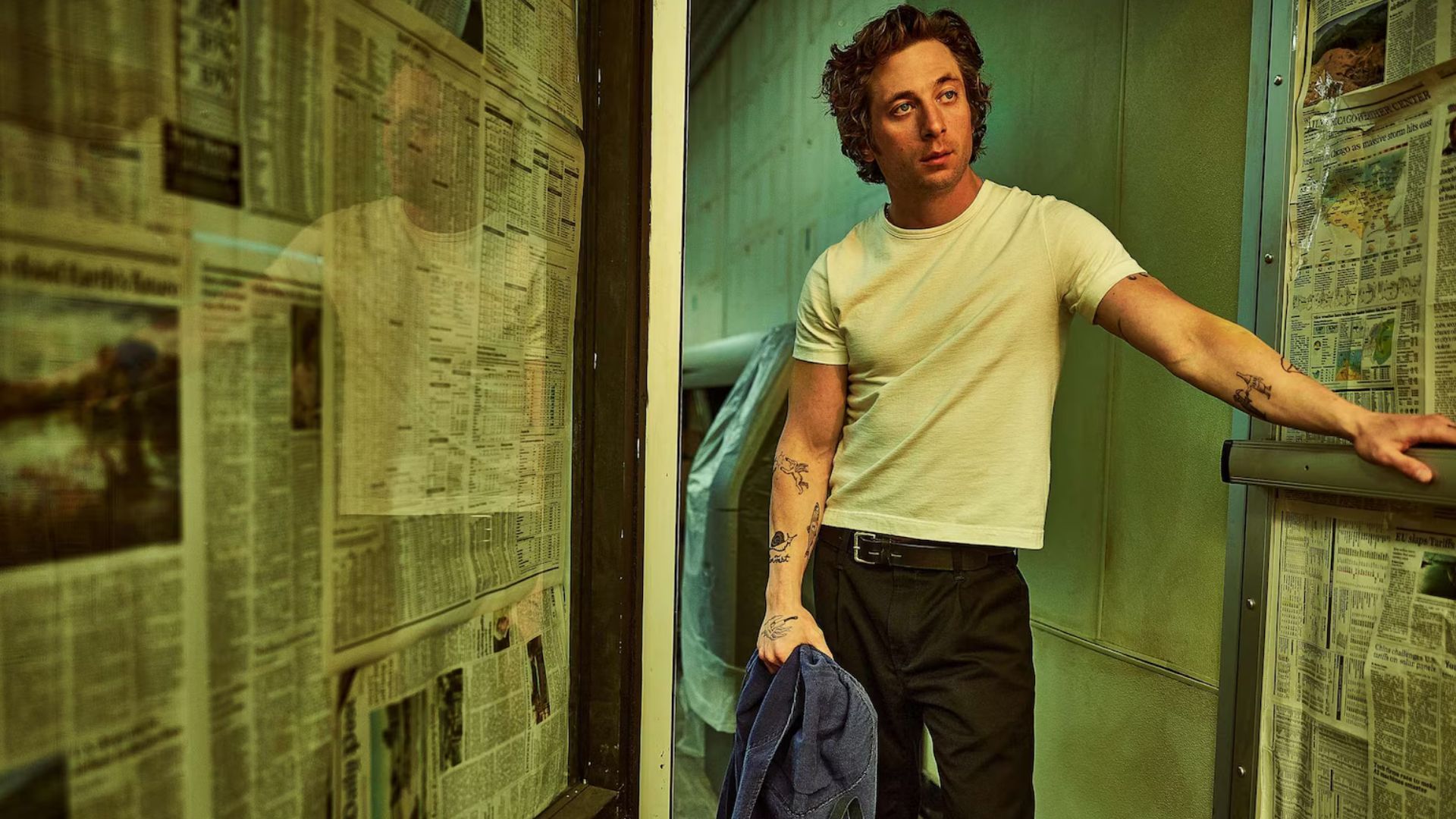 Jeremy Allen White as Carmy (Image Source: FX on Hulu)