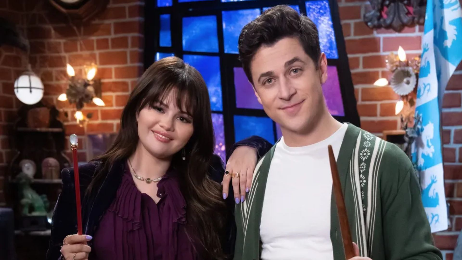 Selena Gomez and David Henrie in Wizards Beyond Waverly Place (Image via Disney)