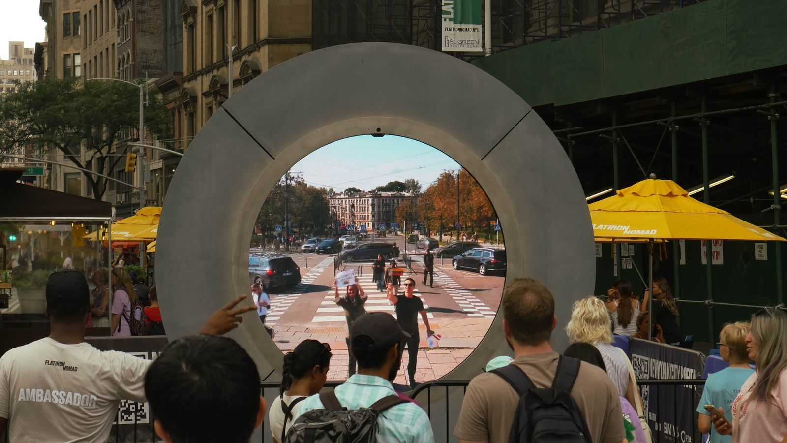 The Portal art installation is coming soon to Philadelphia (Image via Portals.org)