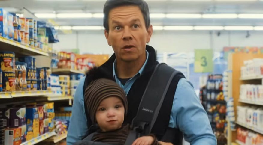 Mark Wahlberg in The Family Plan (Image via Netflix)