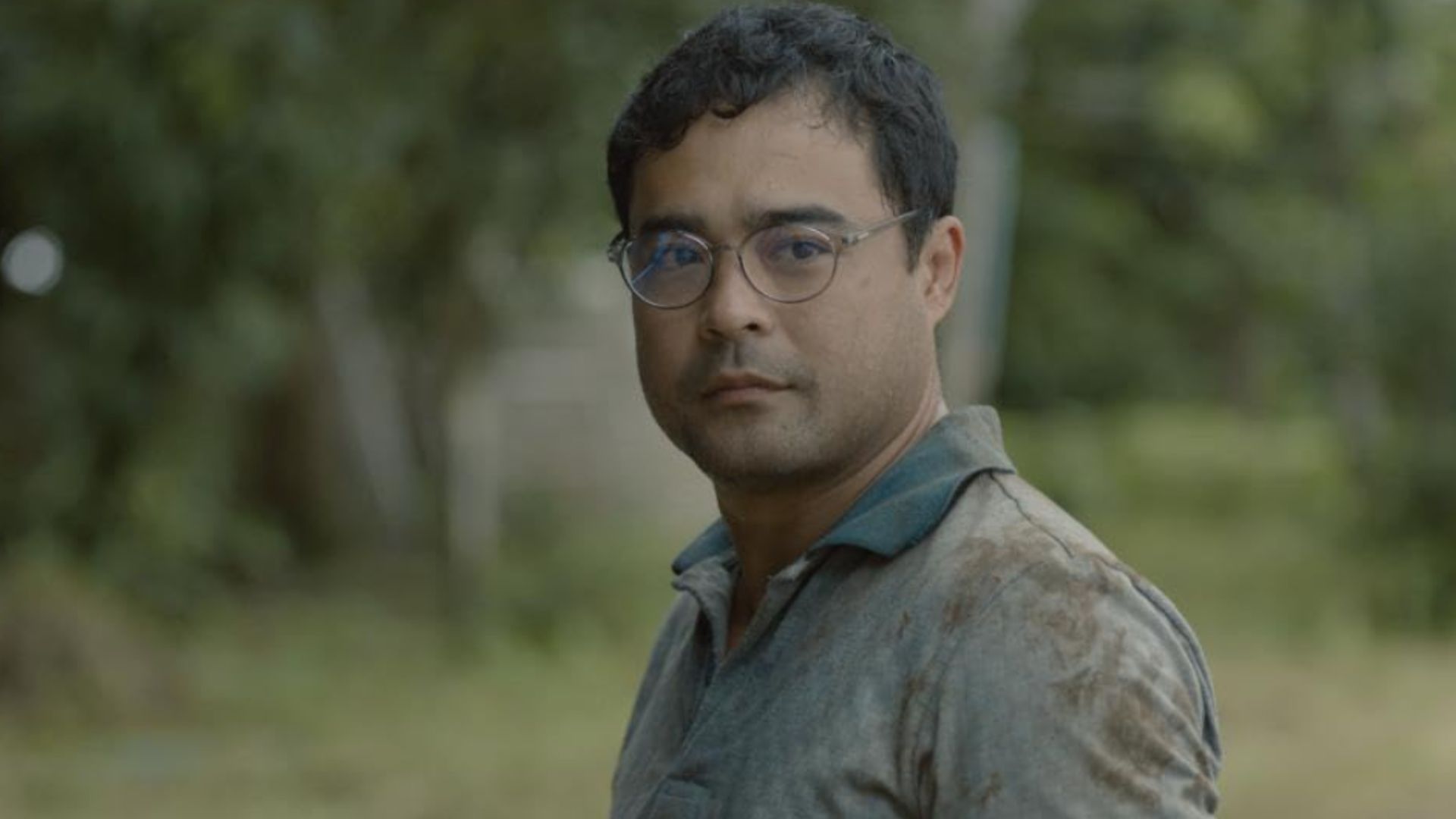 Sid Lucero as Francis (Image via Netflix)