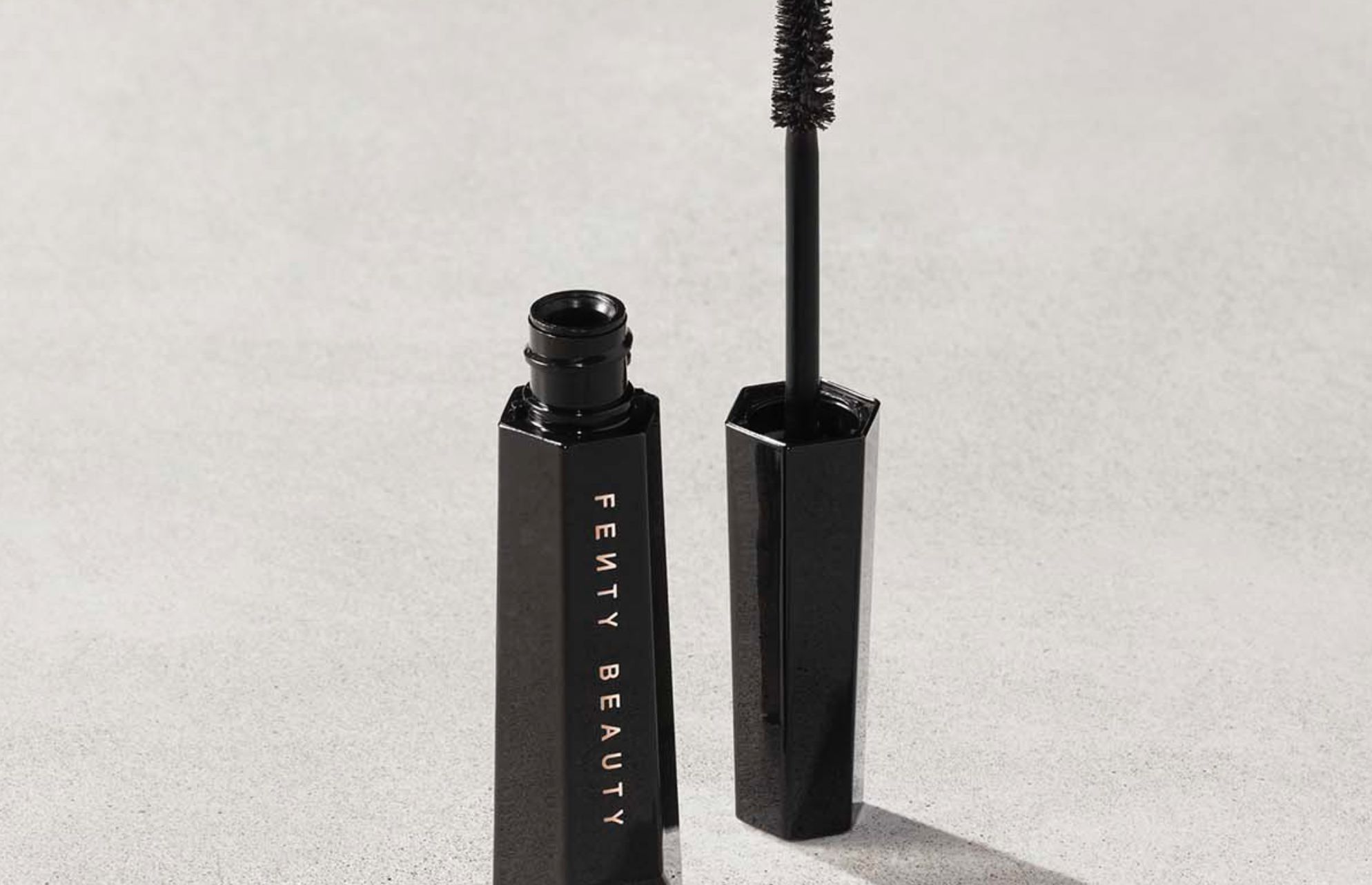 HELLA THICC VOLUMIZING MASCARA (Image via Fenty Beauty)