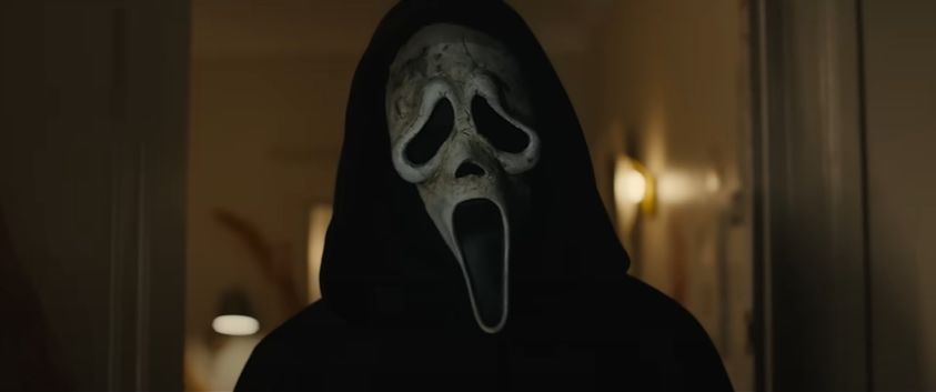 A scene portraying Ghostface in Scream 6 | Image source: Paramount Pictures