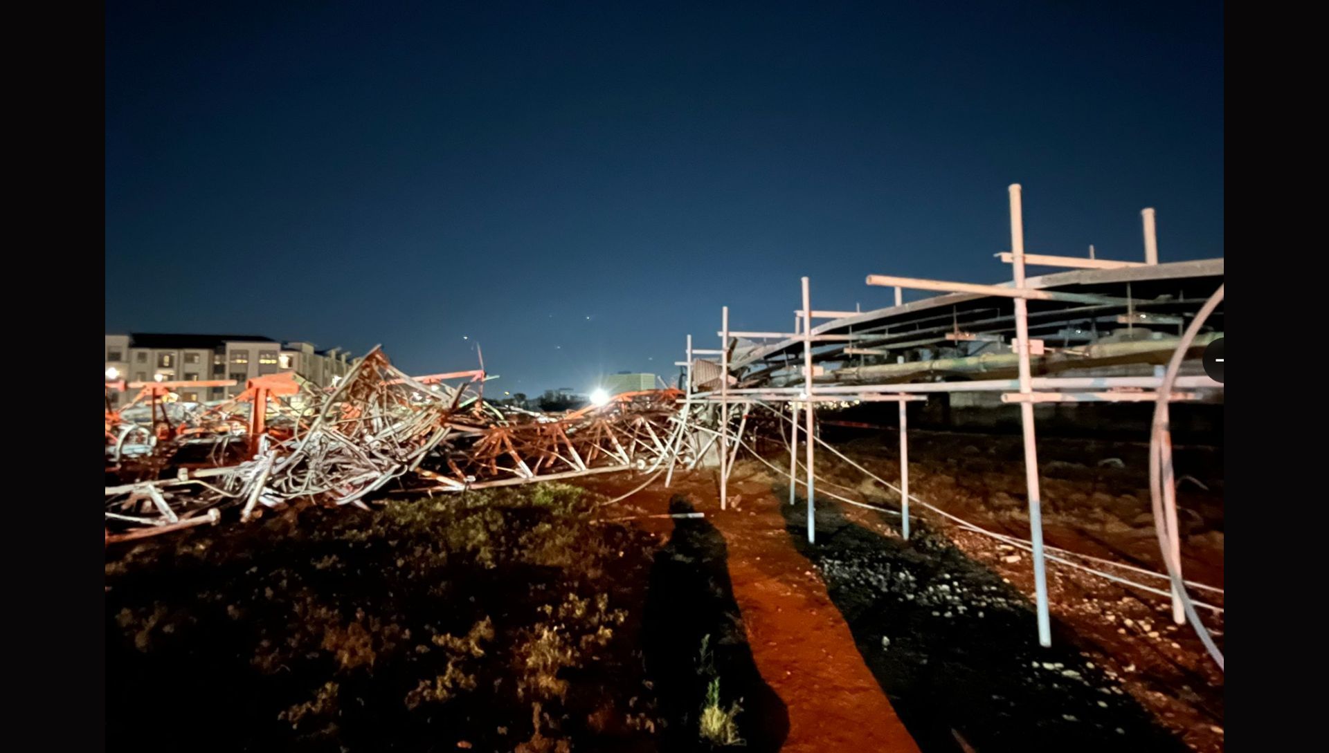 Image of the Houston Helicopter crash (Image via X / @HoustonFire)