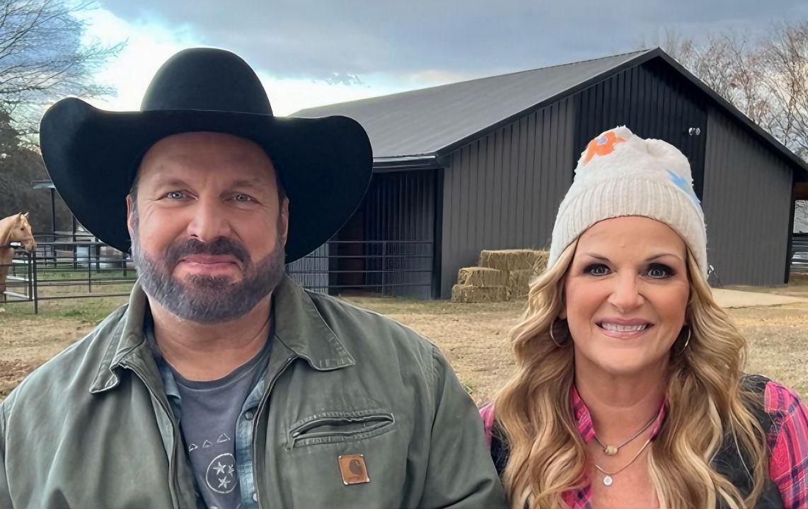 Trisha Yearwood and Garth Brooks sell their mansion (image via @garthbrooks on Instagram) 