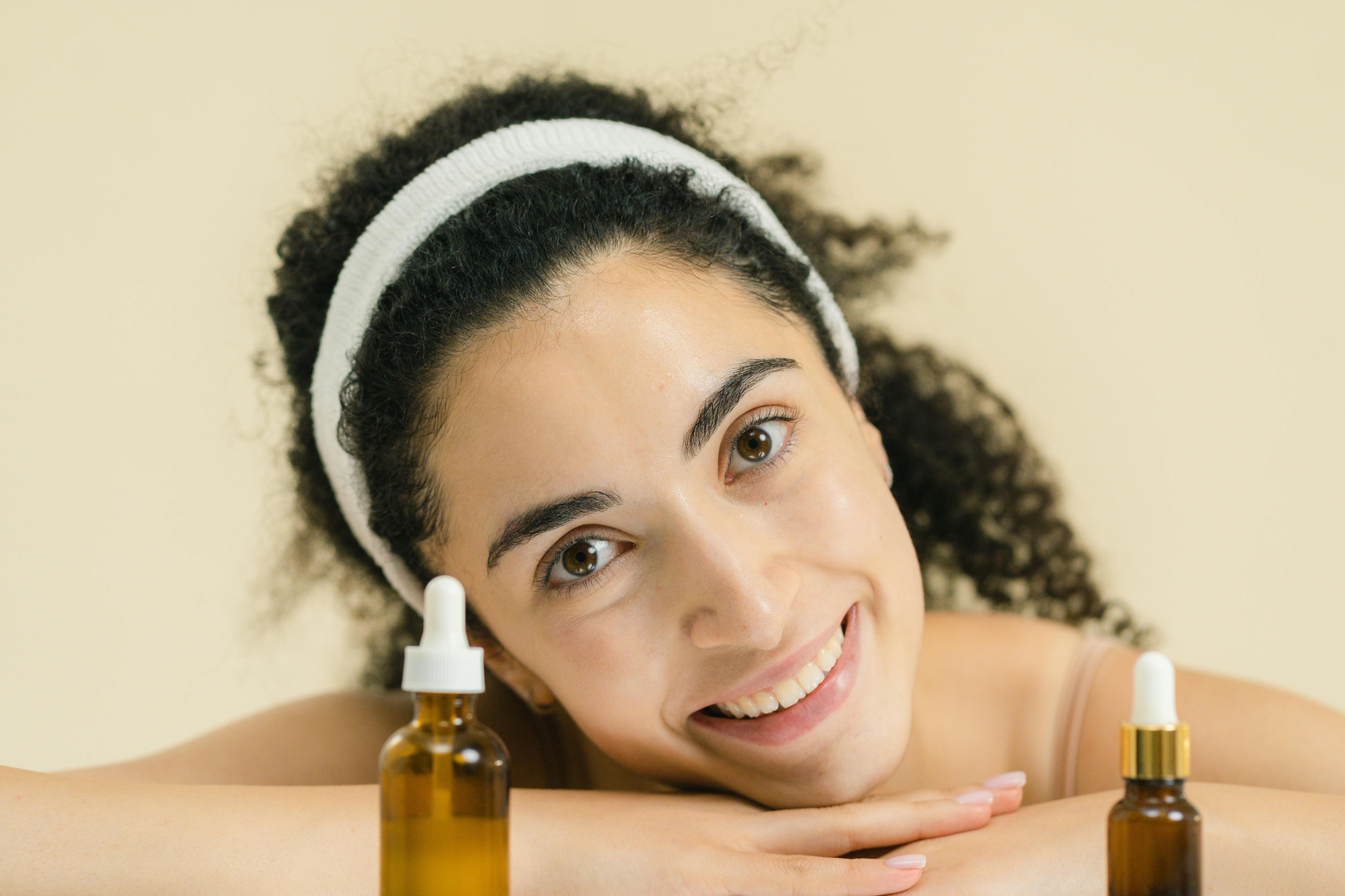 Adding a serum to your routine can be important but is not an essential step. (Image via Pexels/ Shvets Production)