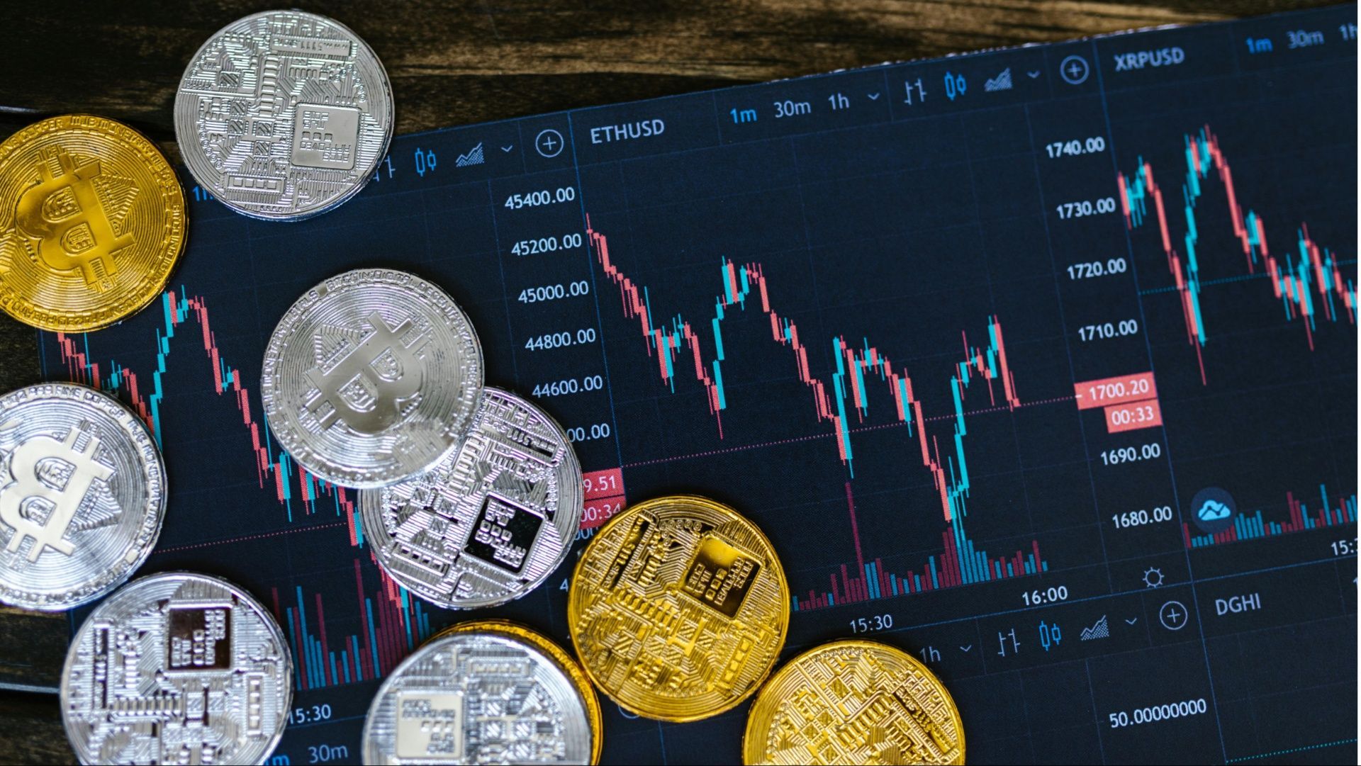 Meme coins have been growing in popularity over the past few months (Image via RDNE Stock project/Pexels)