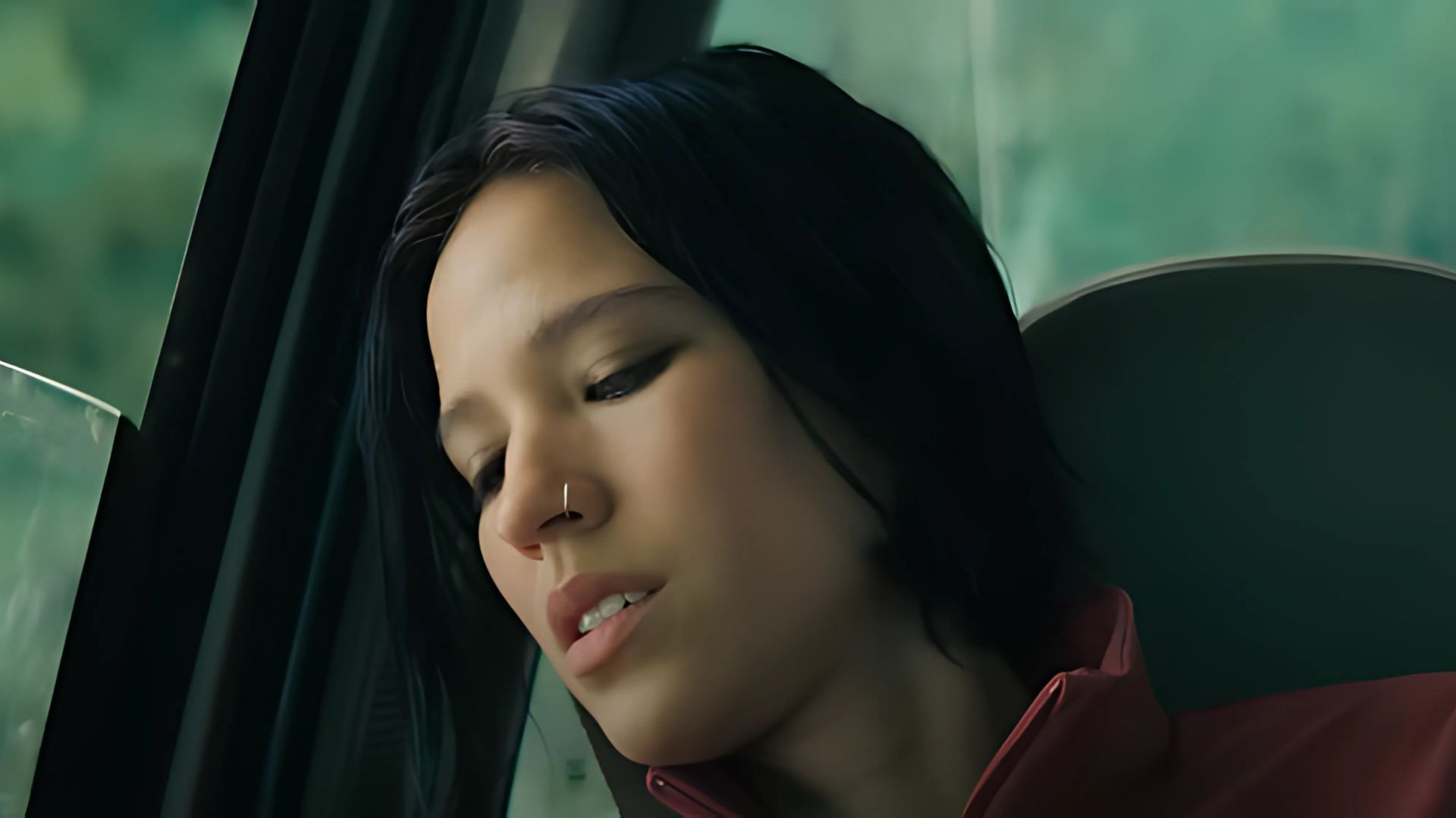 Kelsey Asbille as Iris in the movie Don&#039;t Move | Image source: Netflix on YouTube