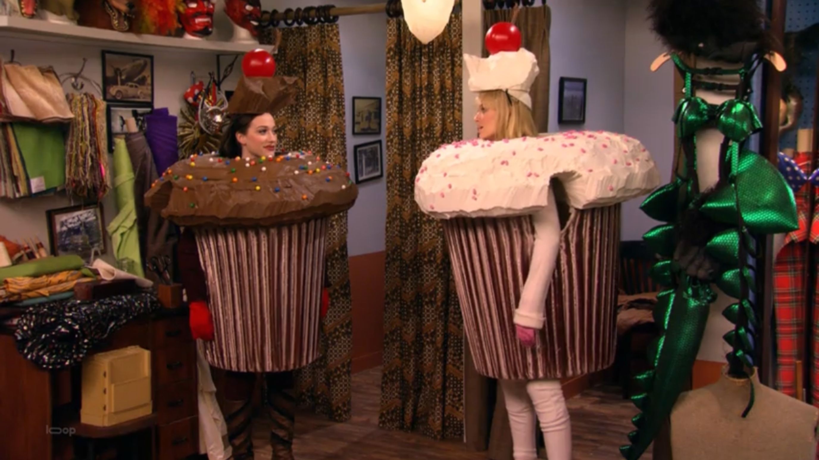 2 Broke Girls (2011) | Image Source: Prime Video ( Warner Bros. Television)