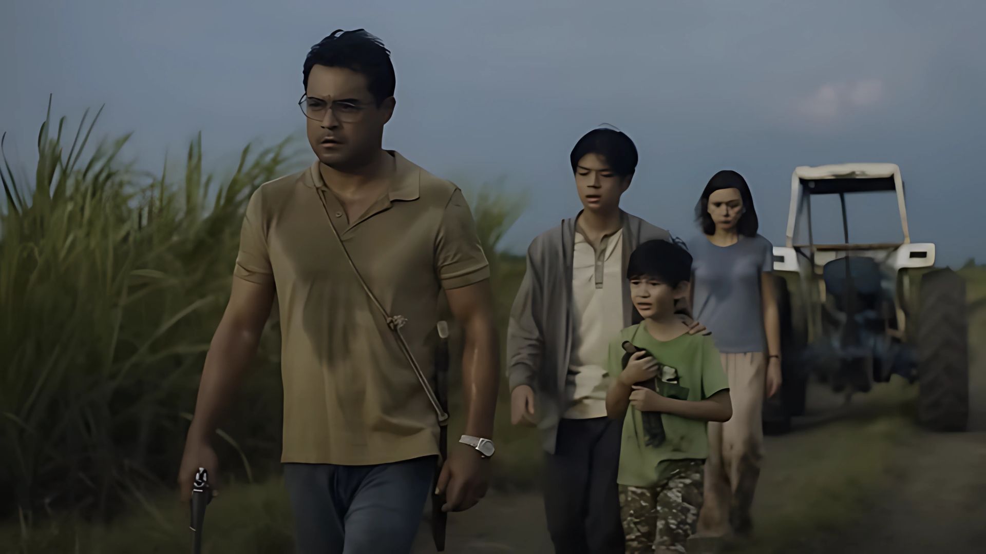 Francis and his family in the movie Outside | Image source: Netflix Asia on YouTube