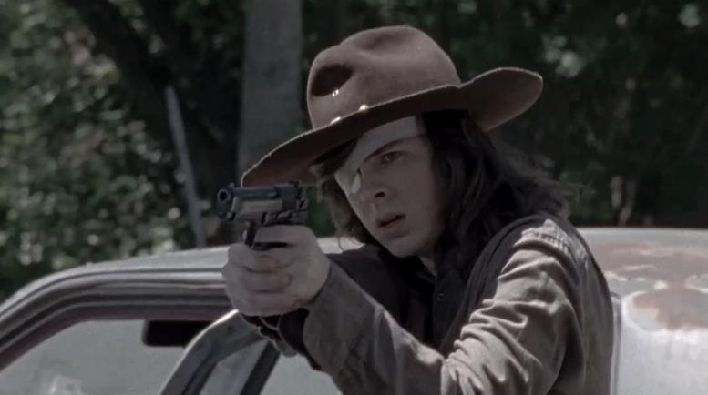 When does Carl die in The Walking Dead?