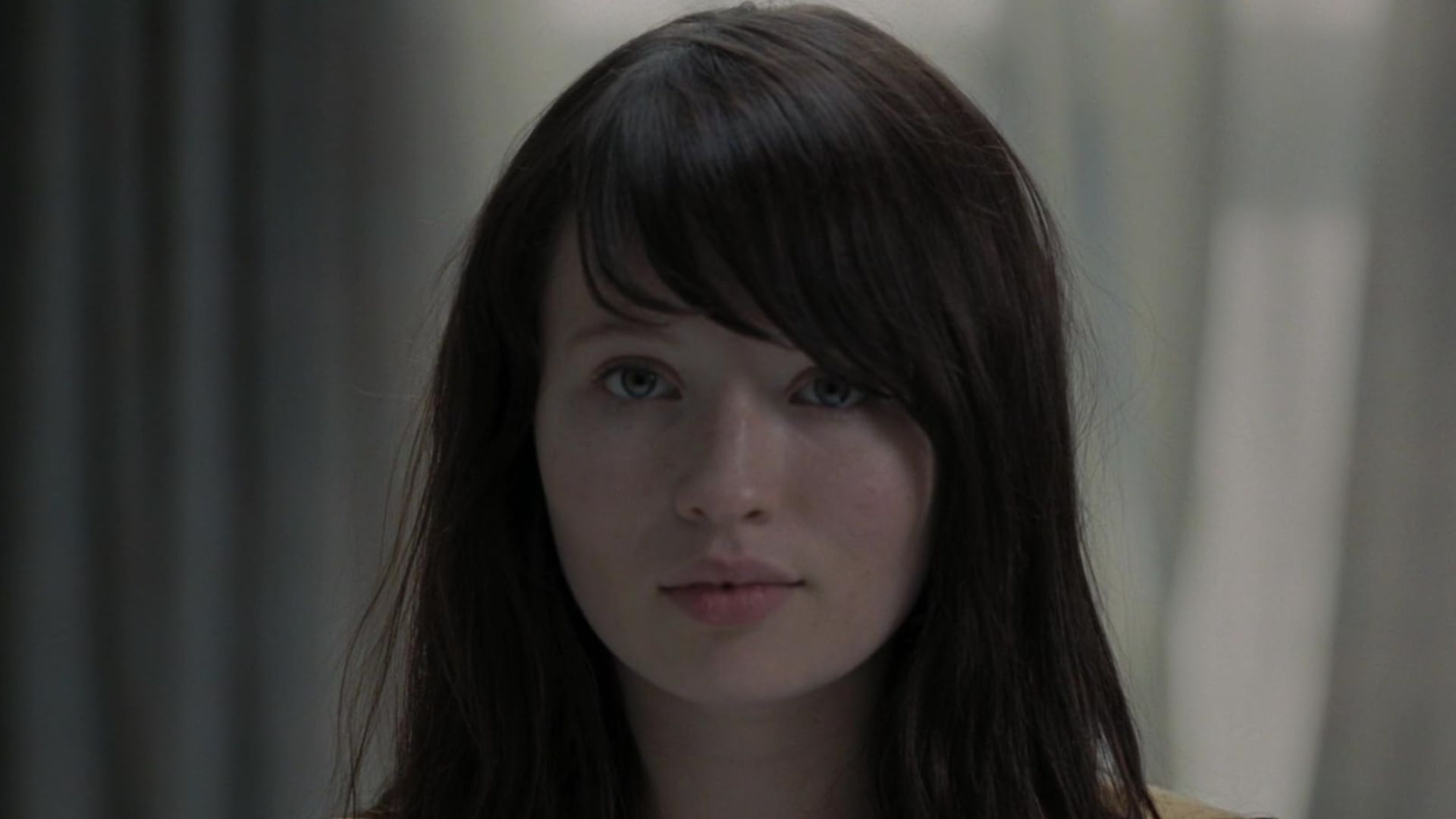 Emily Browning (Image via The Uninvited)