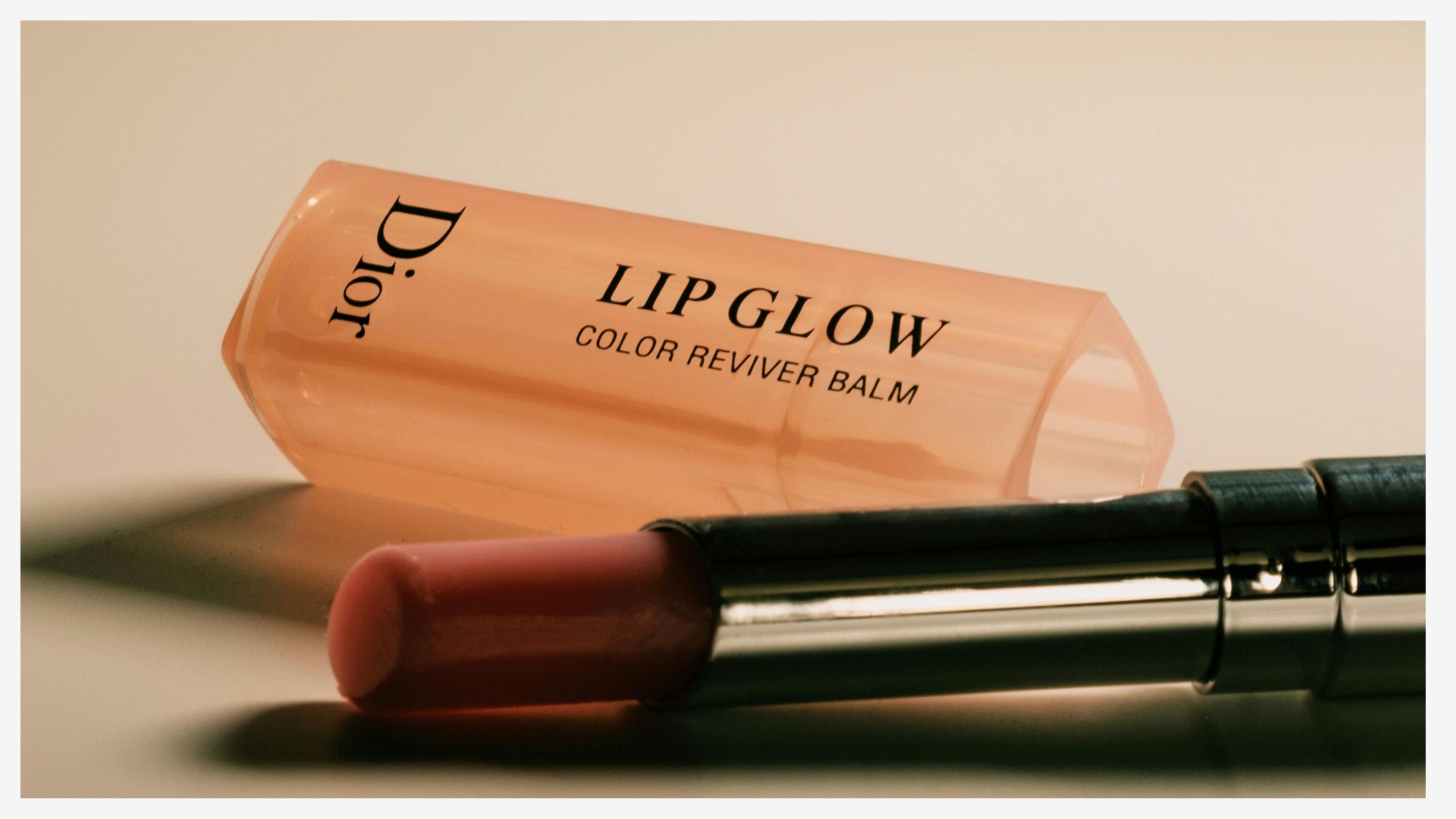 A balm that brings your lips back to natural color. (Image via Pexels/ Vitaly Gorbachev)