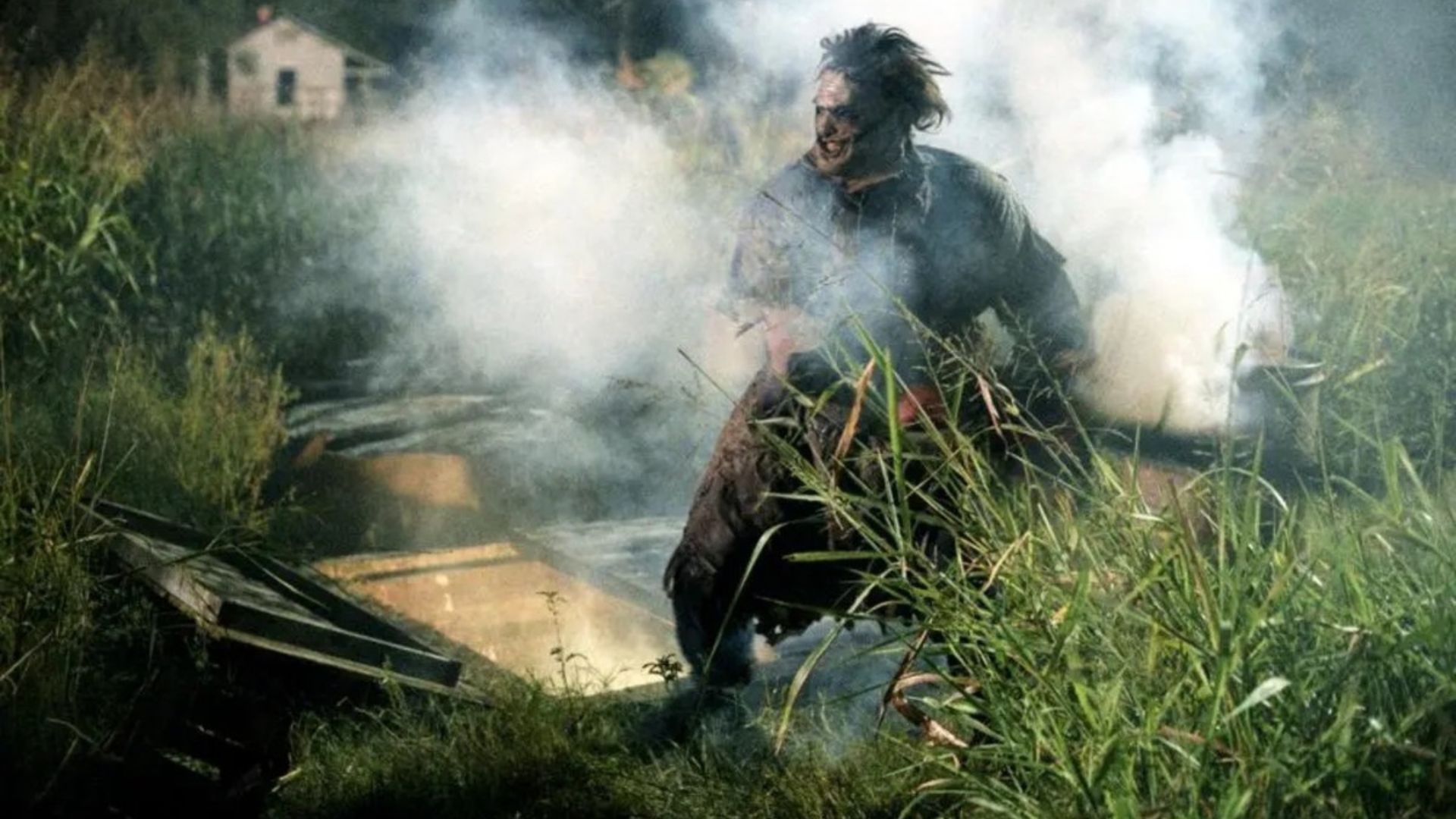 Leatherface In The Texas Chainsaw Massacre (Image via Prime)