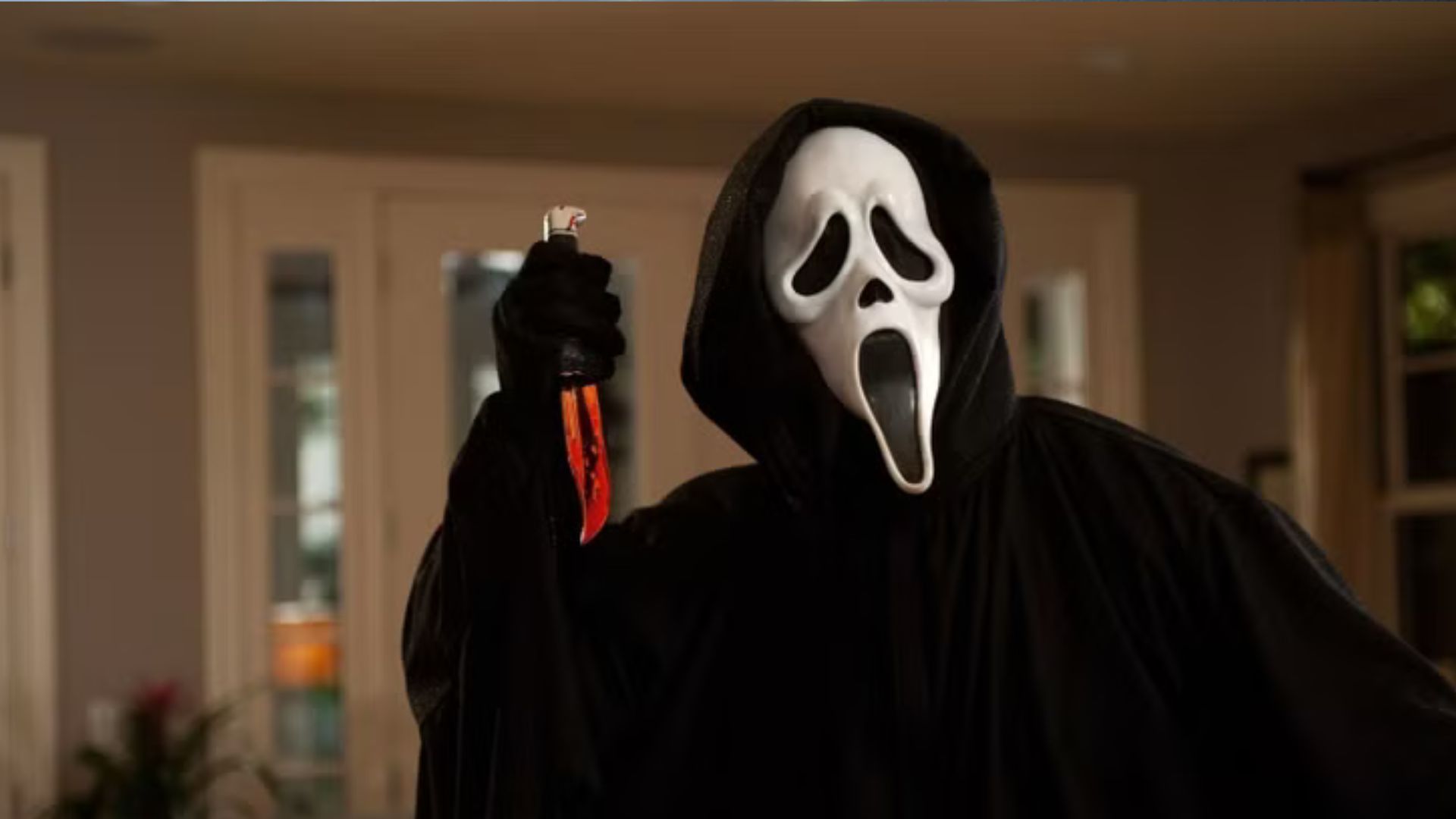 Ghostface in Scream (Image Source - Netflix)