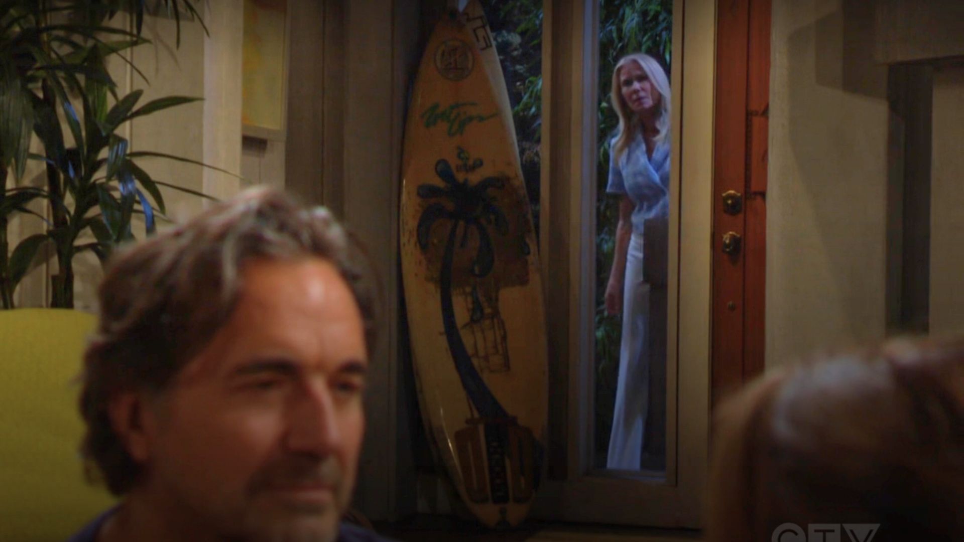 Brooke spies on Ridge and Taylor | Image Source: CBS