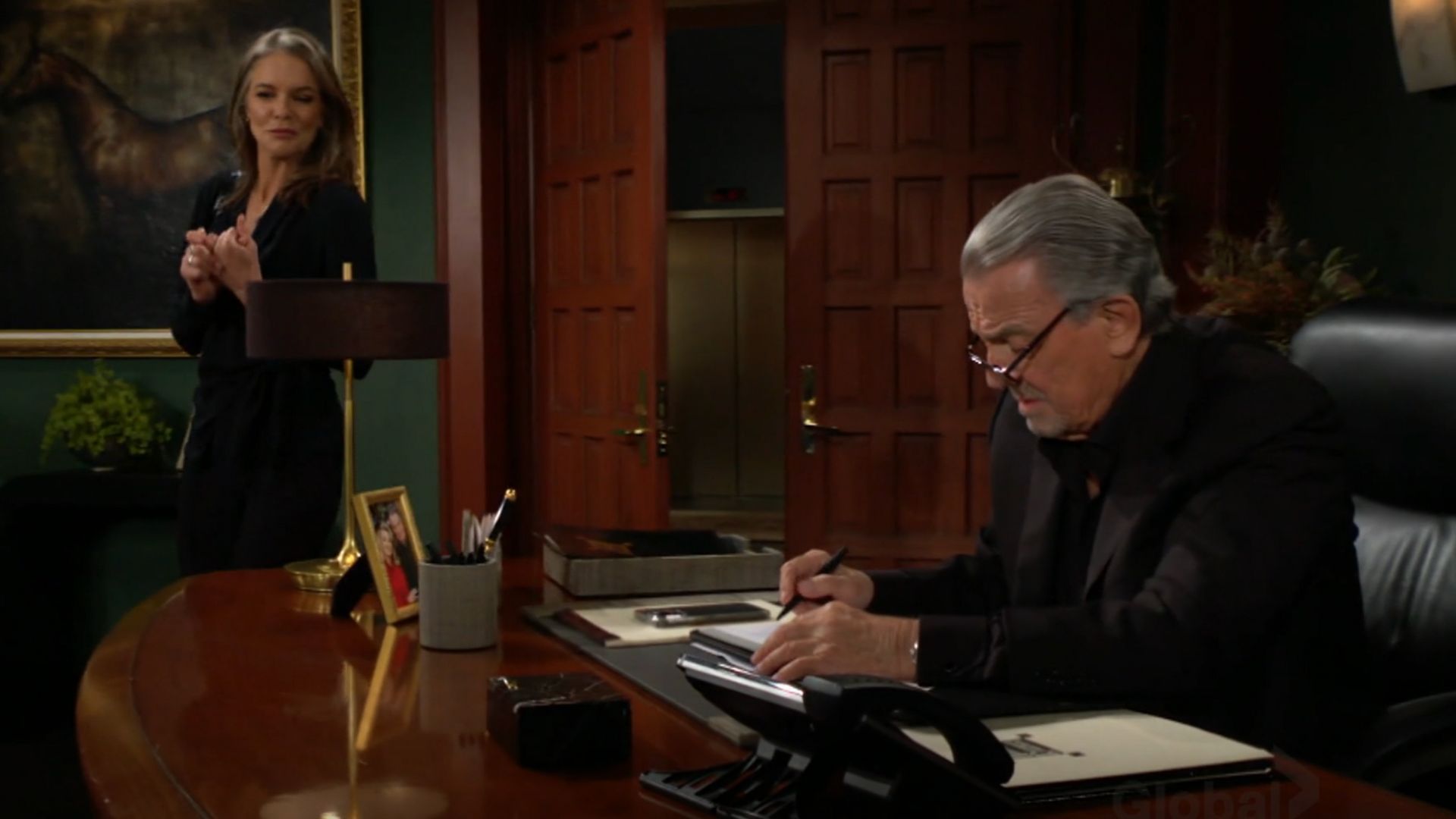 Victor and Diane on The Young and the Restless | Image Source: CBS