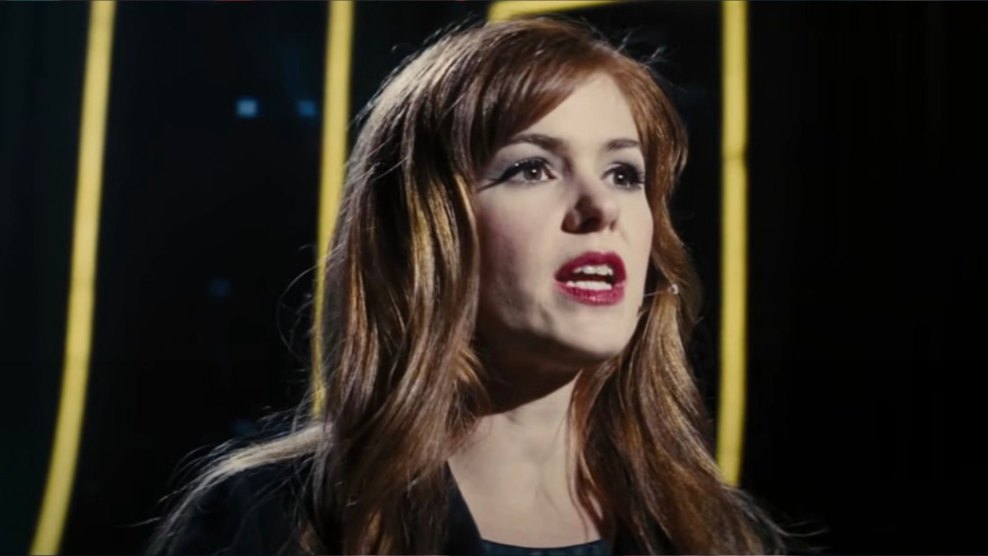 Isla Fisher in Now You See Me (Image via Hulu)