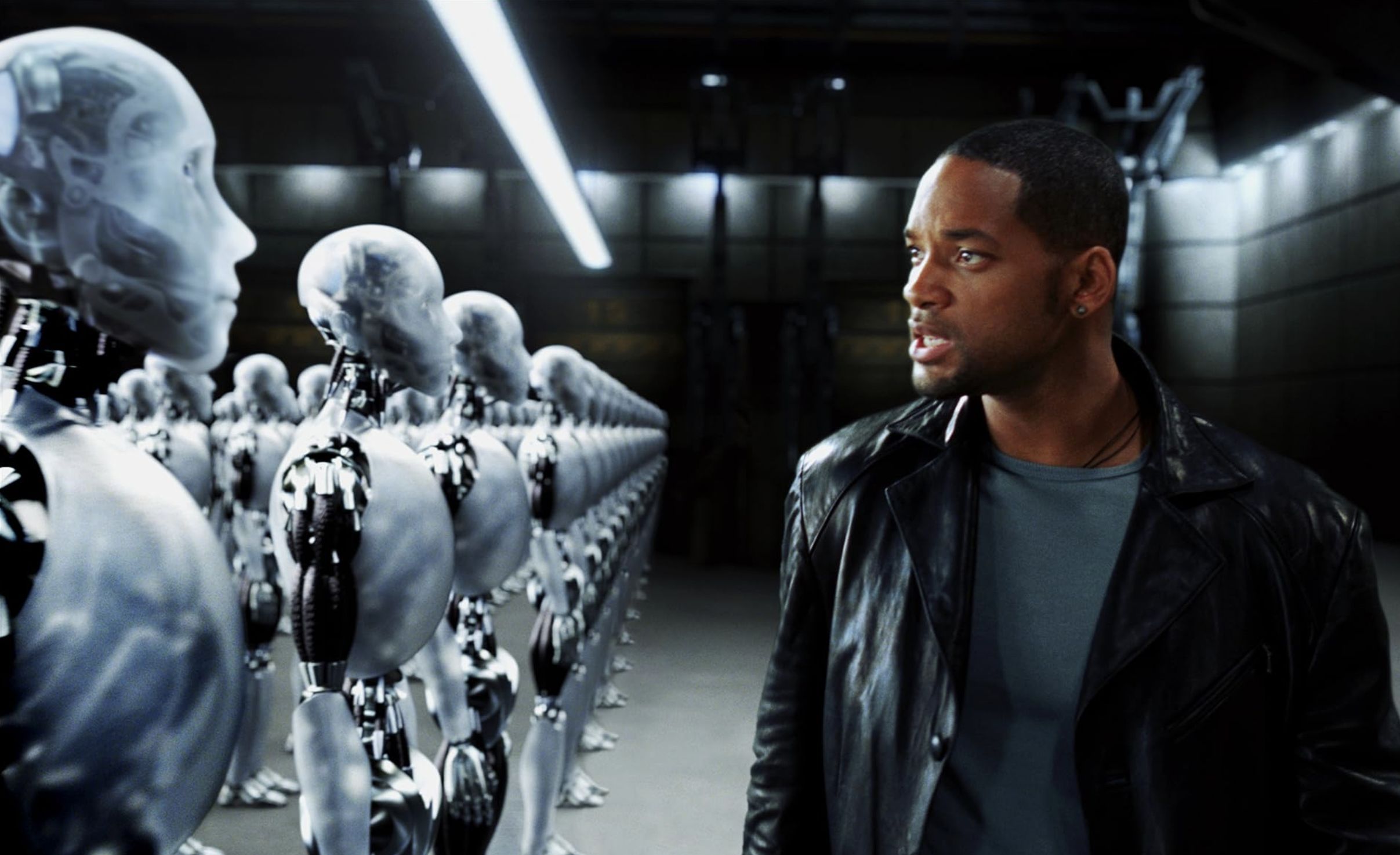 Still from the movie, I, Robot (Image via IMDB/Twentieth Century Fox)