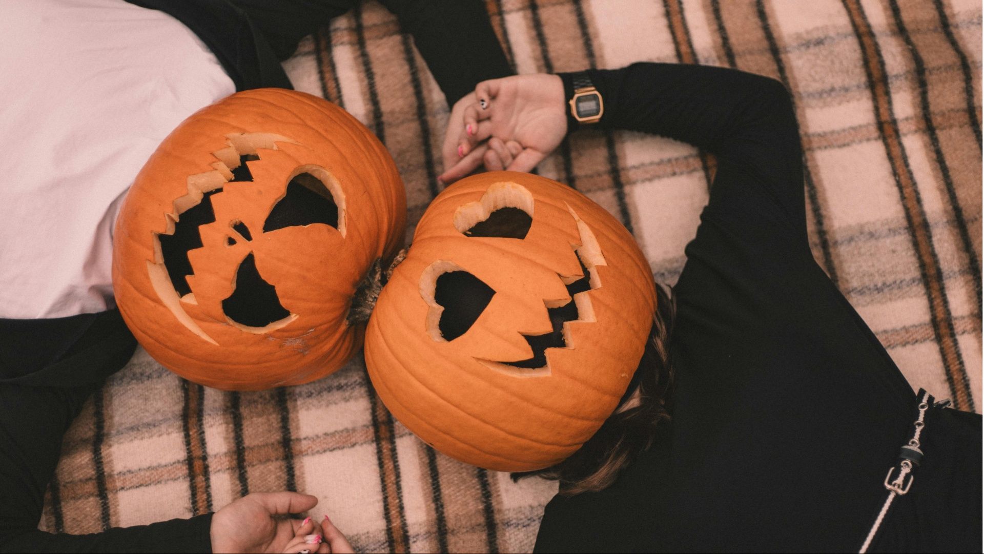 Haloween 2024 falls on Thursday, October 31 (Image via Roxy Svydovetska/Pexels)