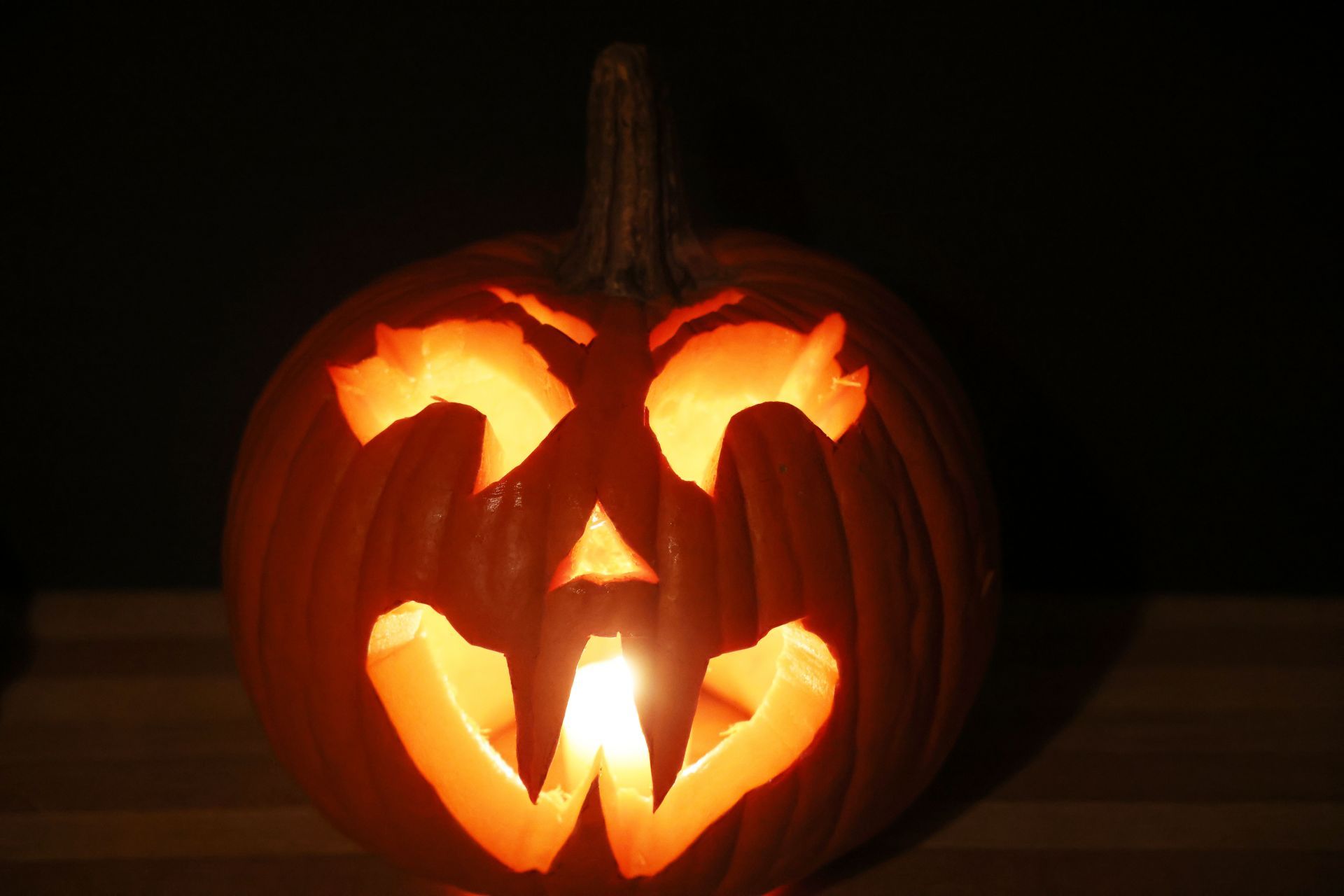 Halloween Pumpkin Carving In Toronto, Canada - Source: Getty