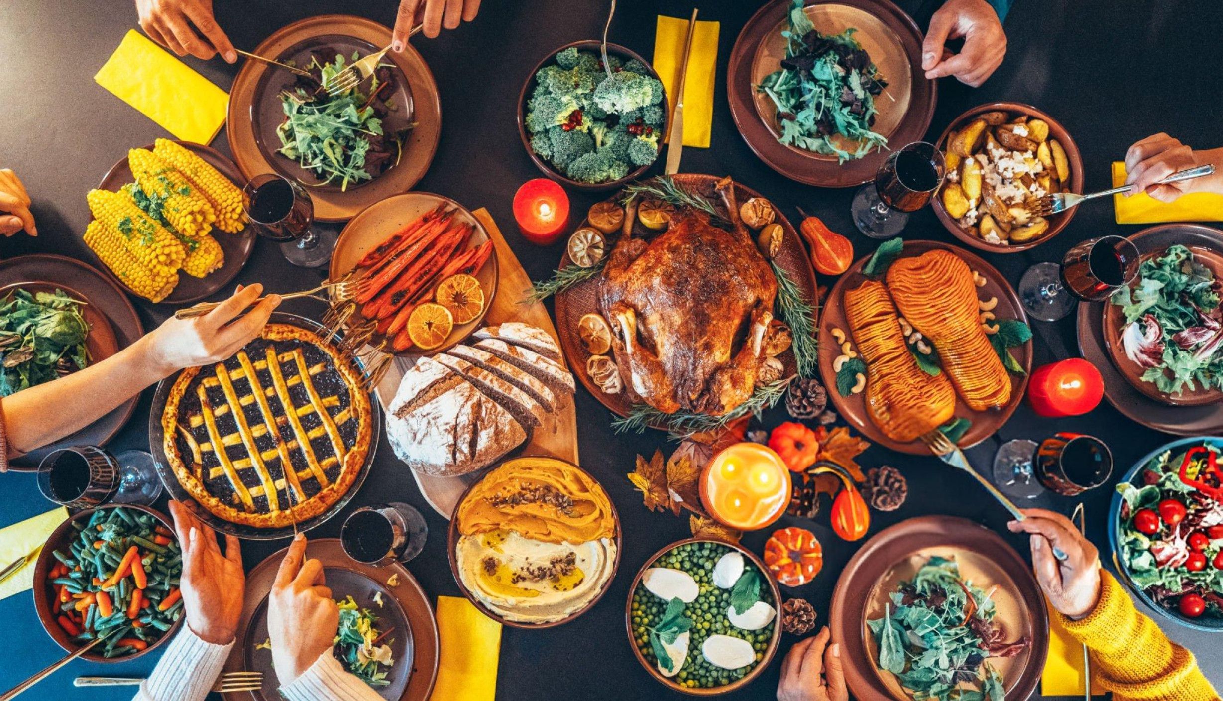 7 best DIY home decor ideas you can try for Thanksgiving 2024 dinner (Image via Getty Images)