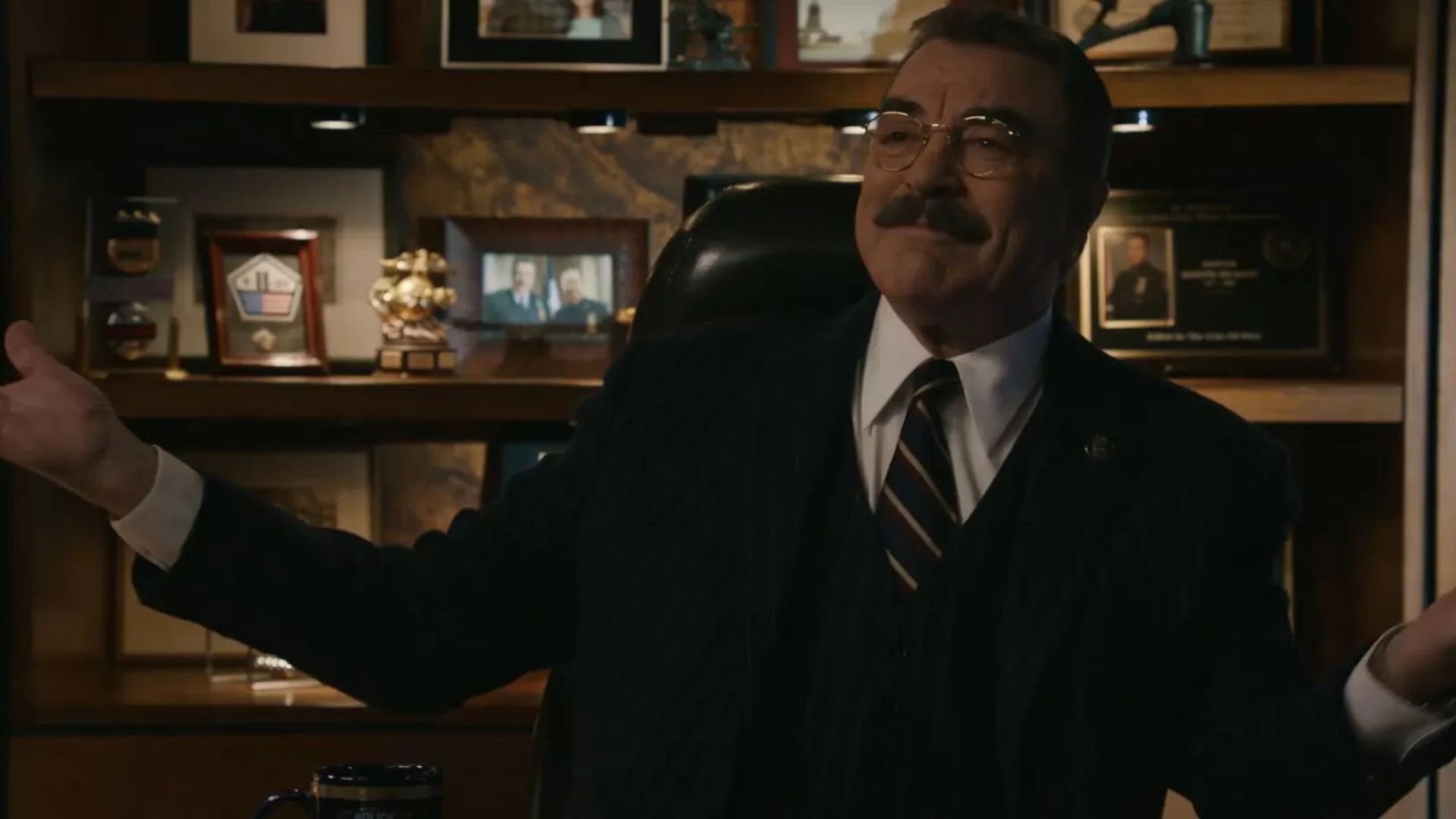 Tom Selleck as Frank Reagan (Image Source: Paramount+)