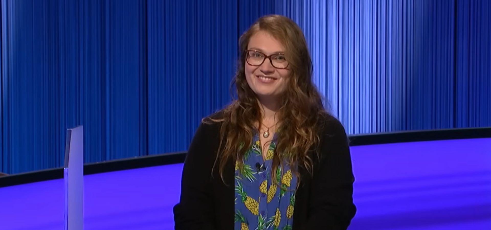 Heather Ryan in Jeopardy! | Image via YouTube/Jeopardy!