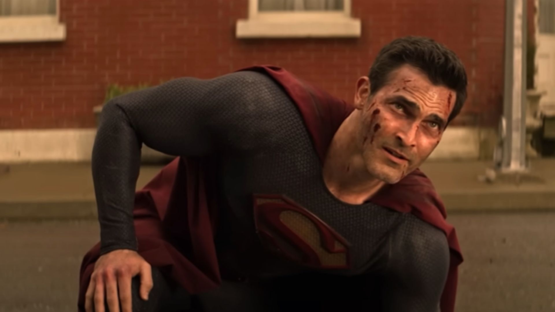 Superman&#039;s fate is again left uncertain (Image Source: The CW)