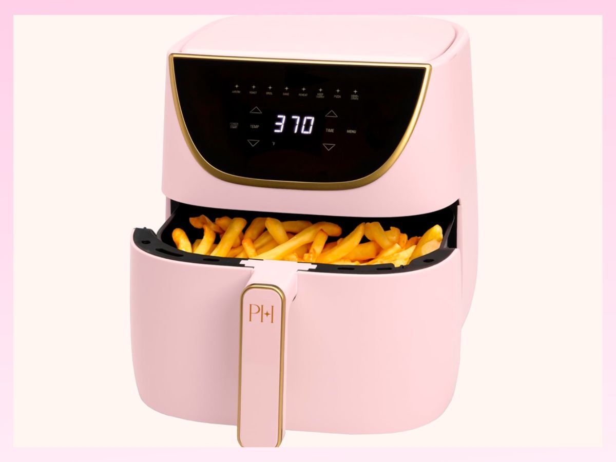 Paris Hilton - Air Fryer (Image via Amazon)