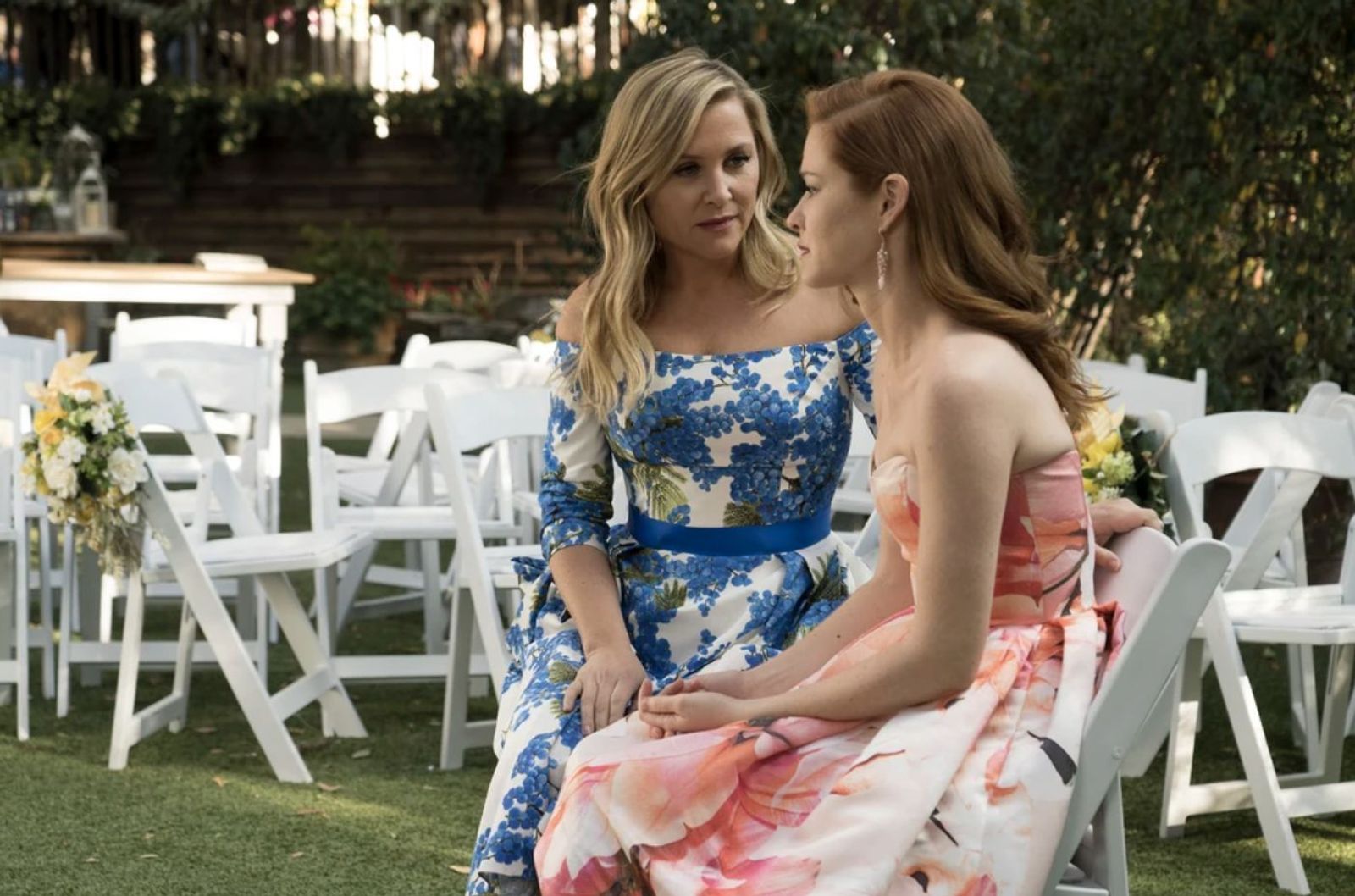 When does Arizona Robbins leave Grey's Anatomy?