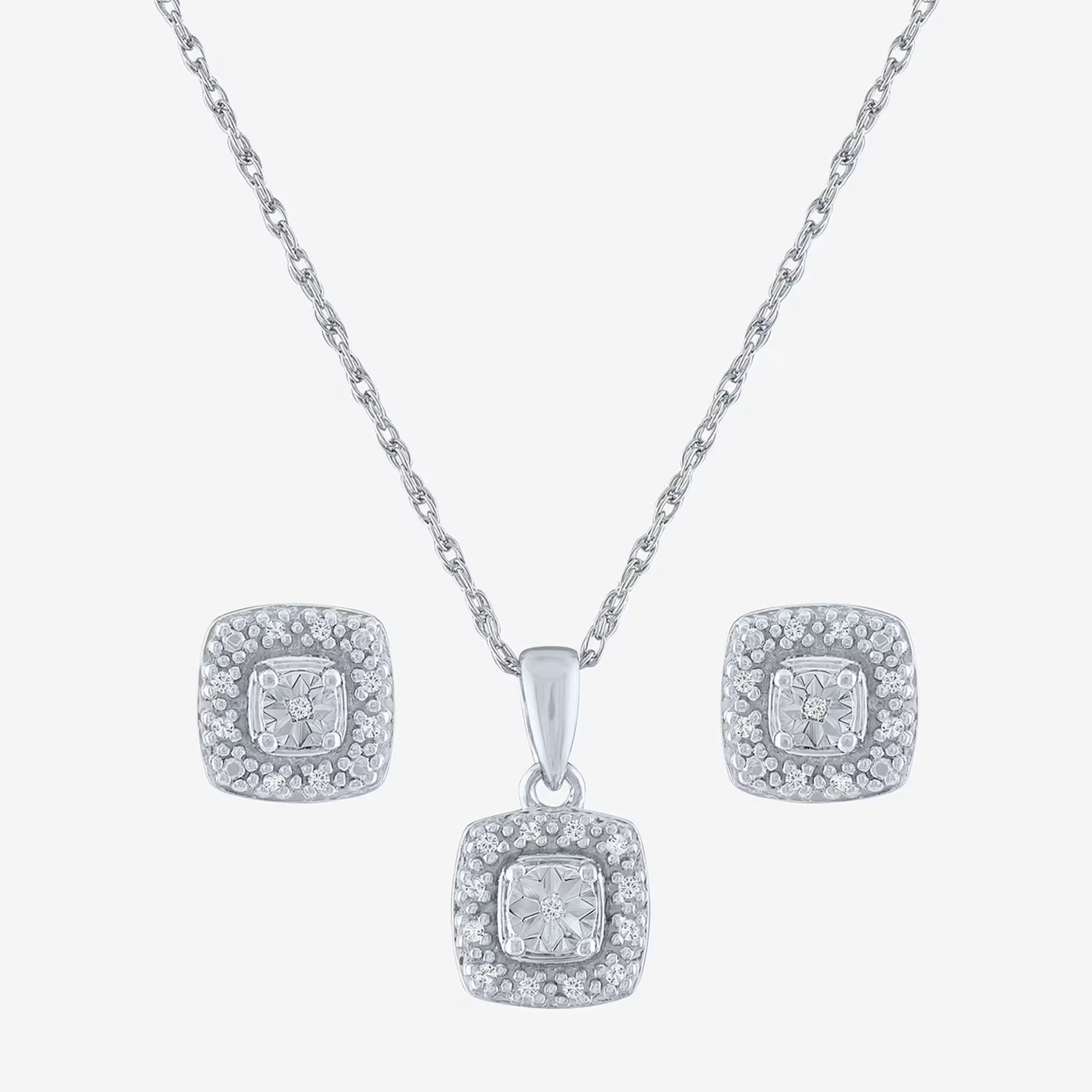 84% off on a silver jewelry set. (Image via JCPenney)